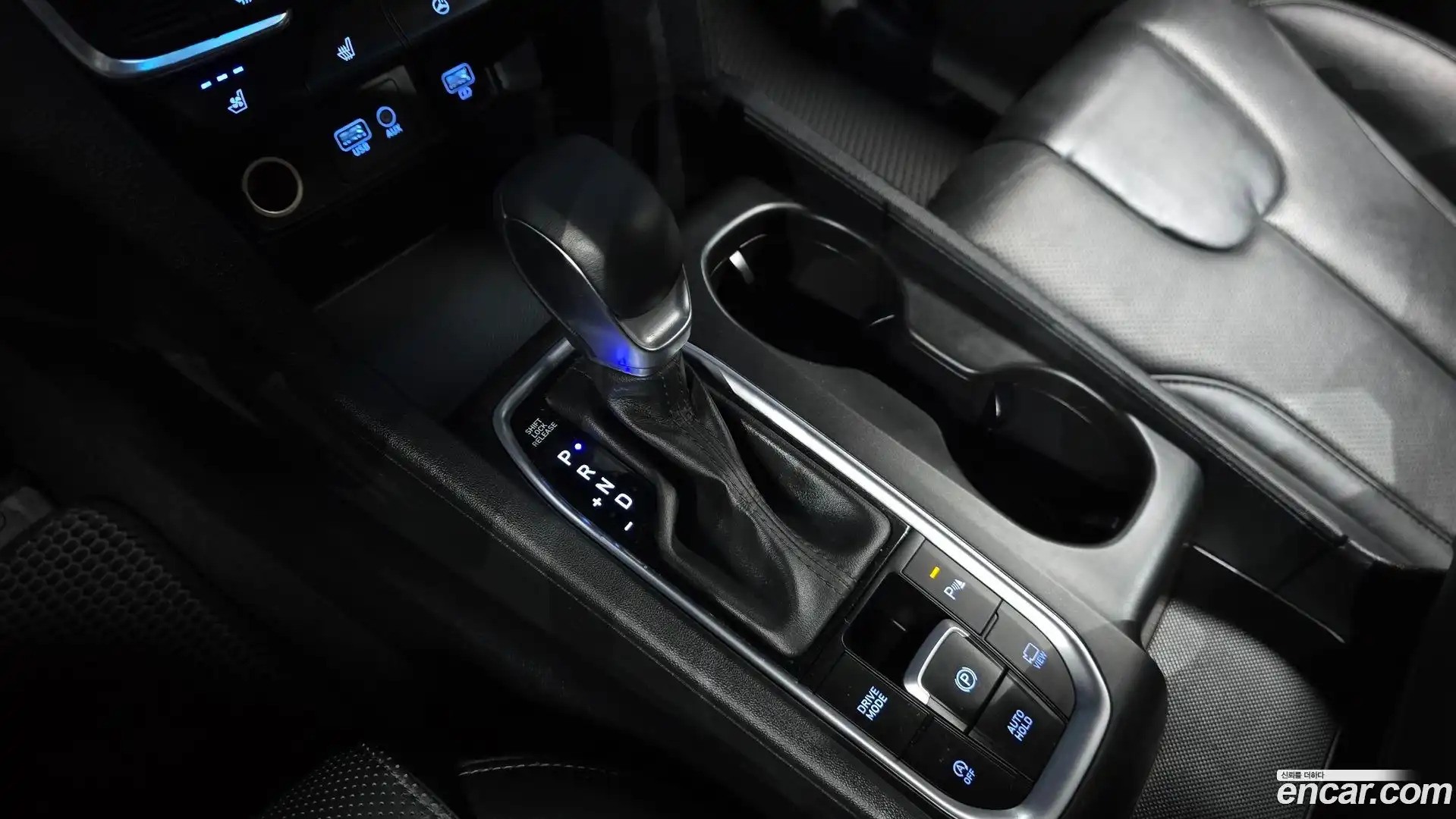 Santafe Hyundai 2018.9-INNER-009