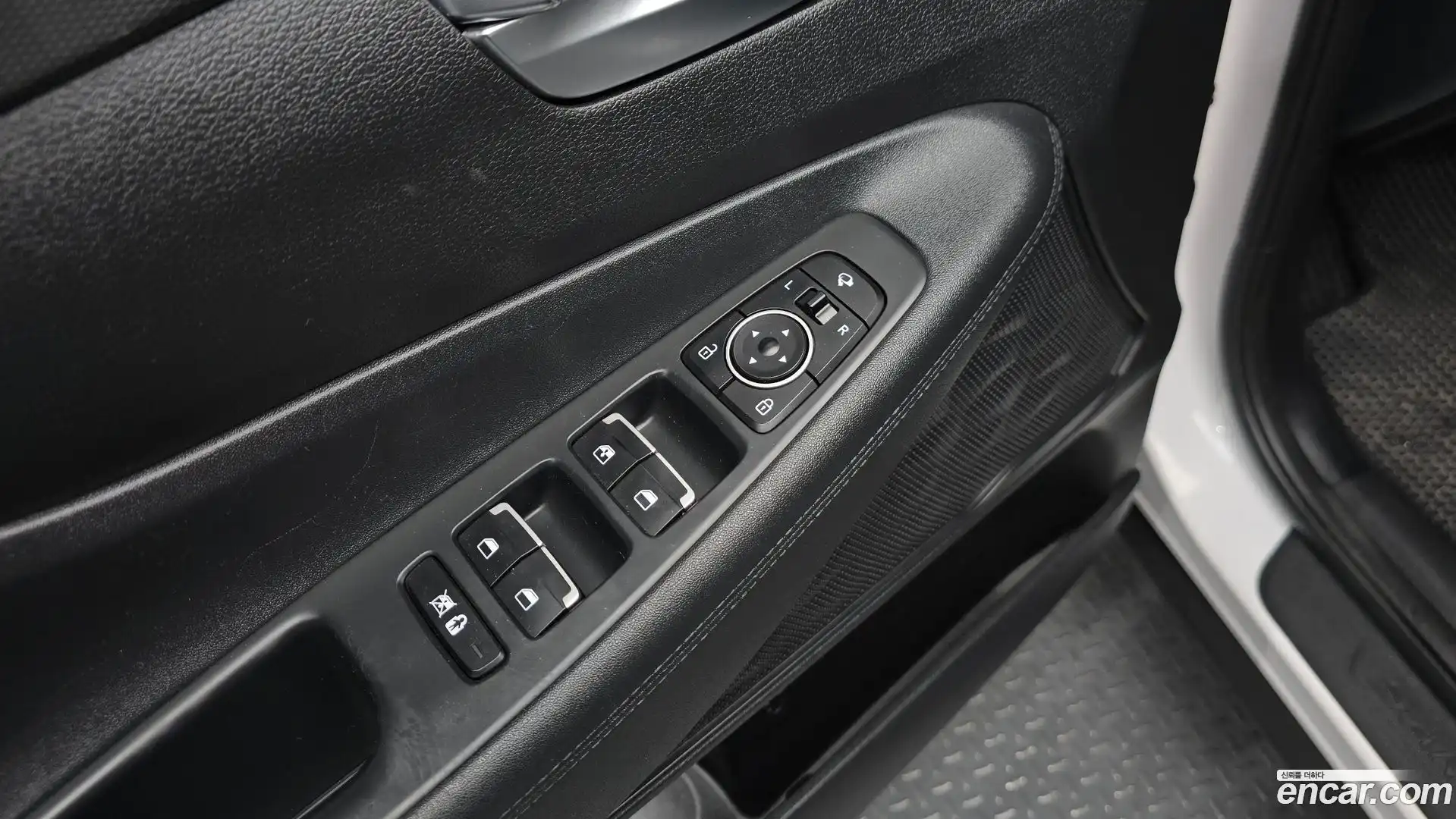 Santafe Hyundai 2018.9-OPTION-019