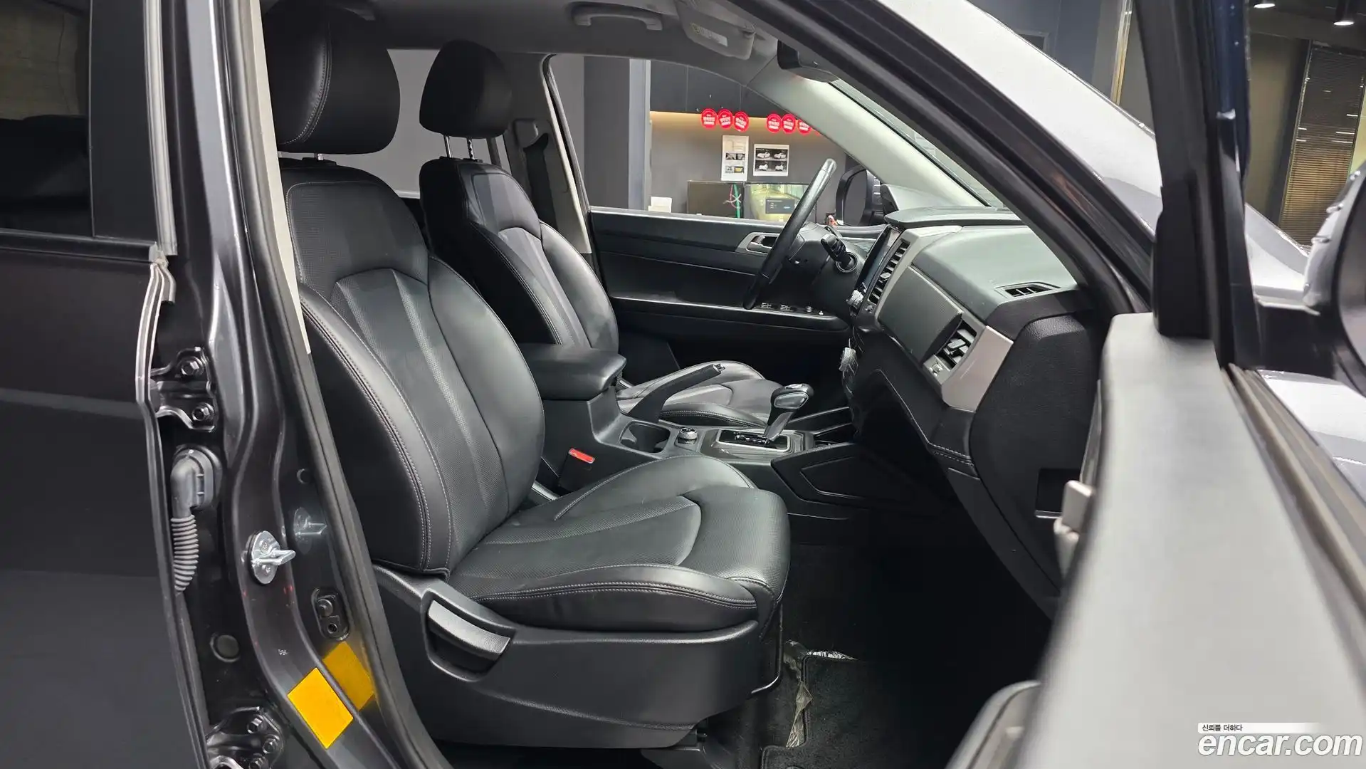 Rexton KG Mobility 2019.5-OPTION-015