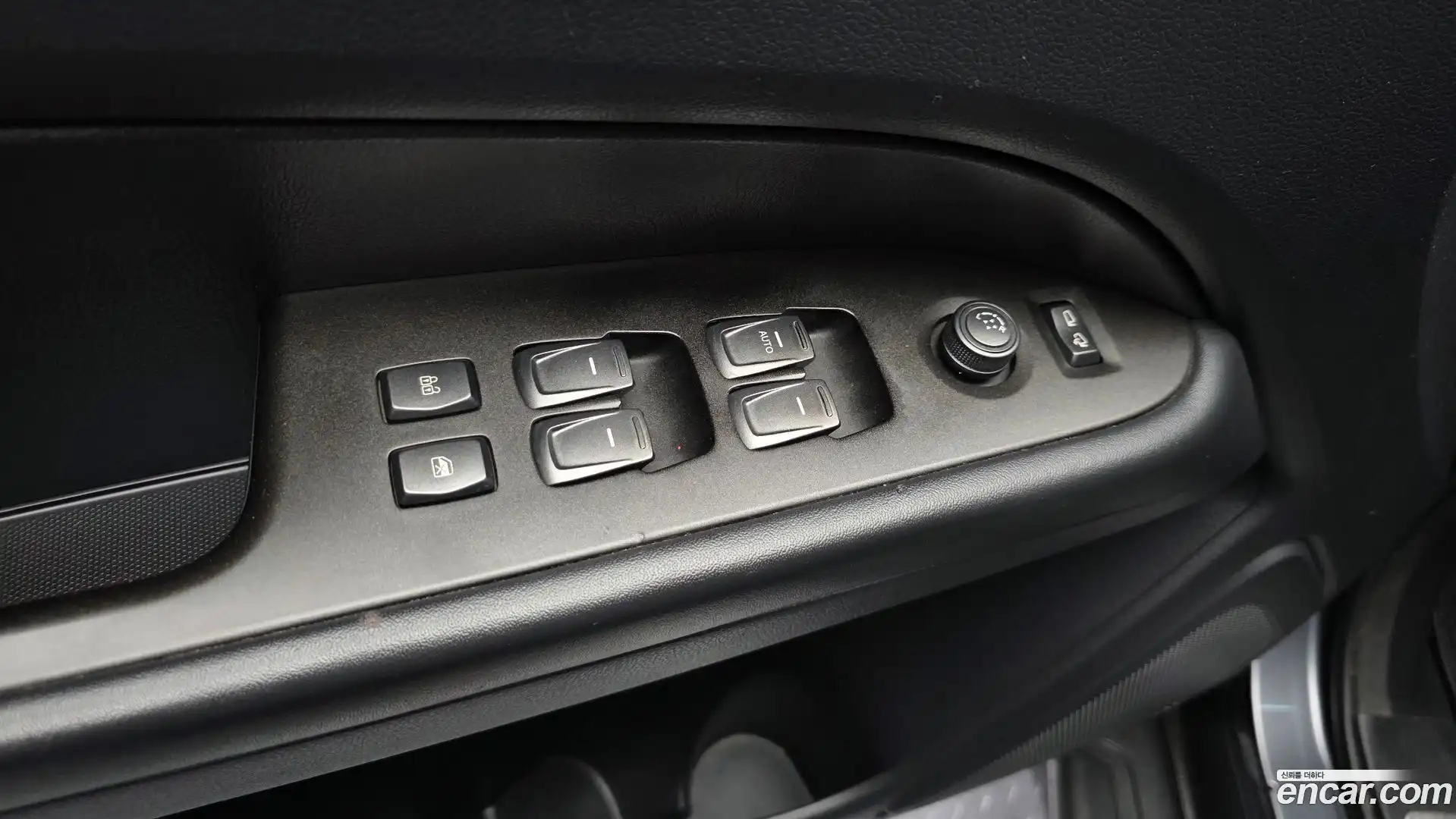 Rexton KG Mobility 2019.5-OPTION-043