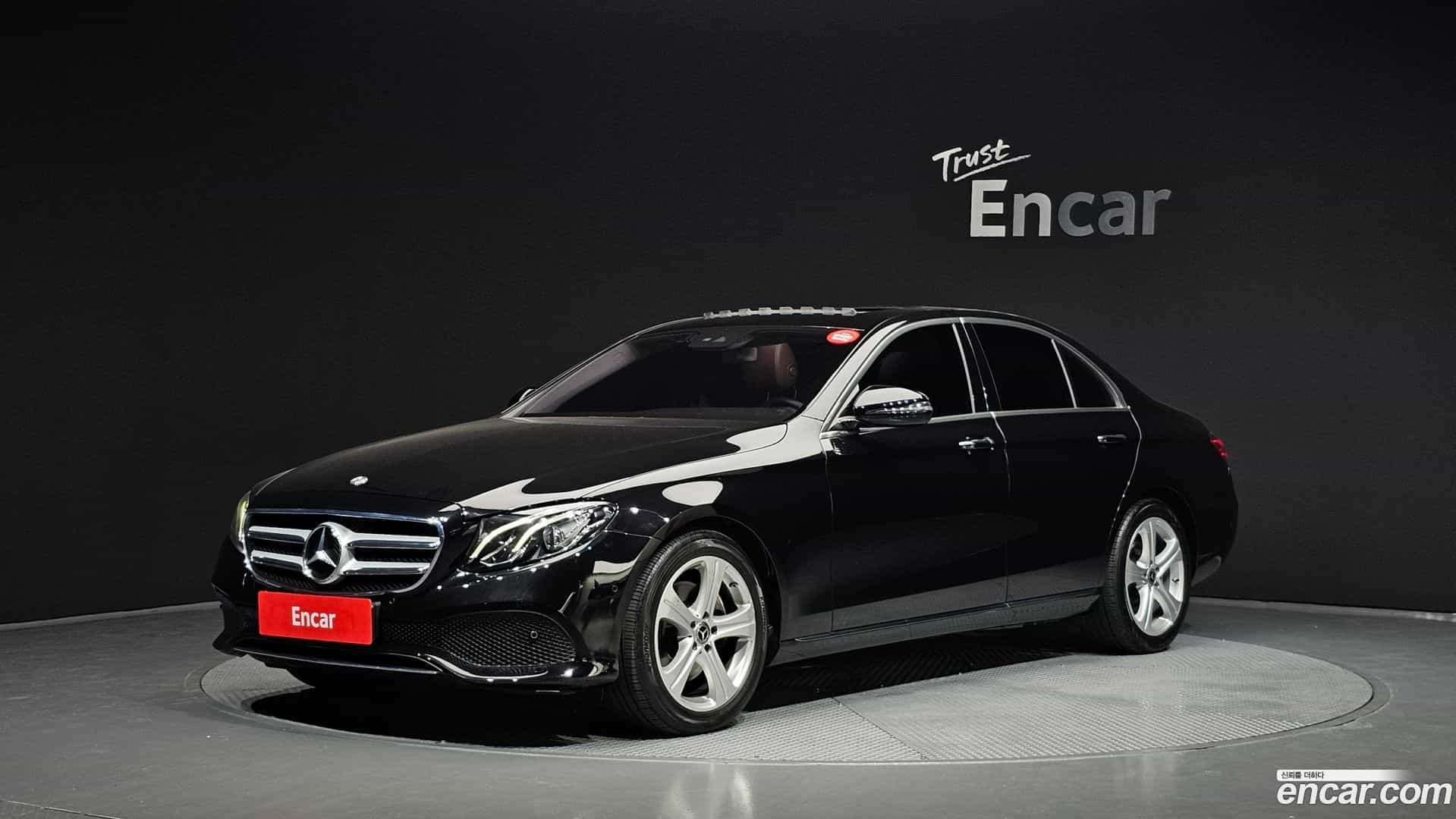 E-Class Mercedes-Benz 2017.6-OUTER-001