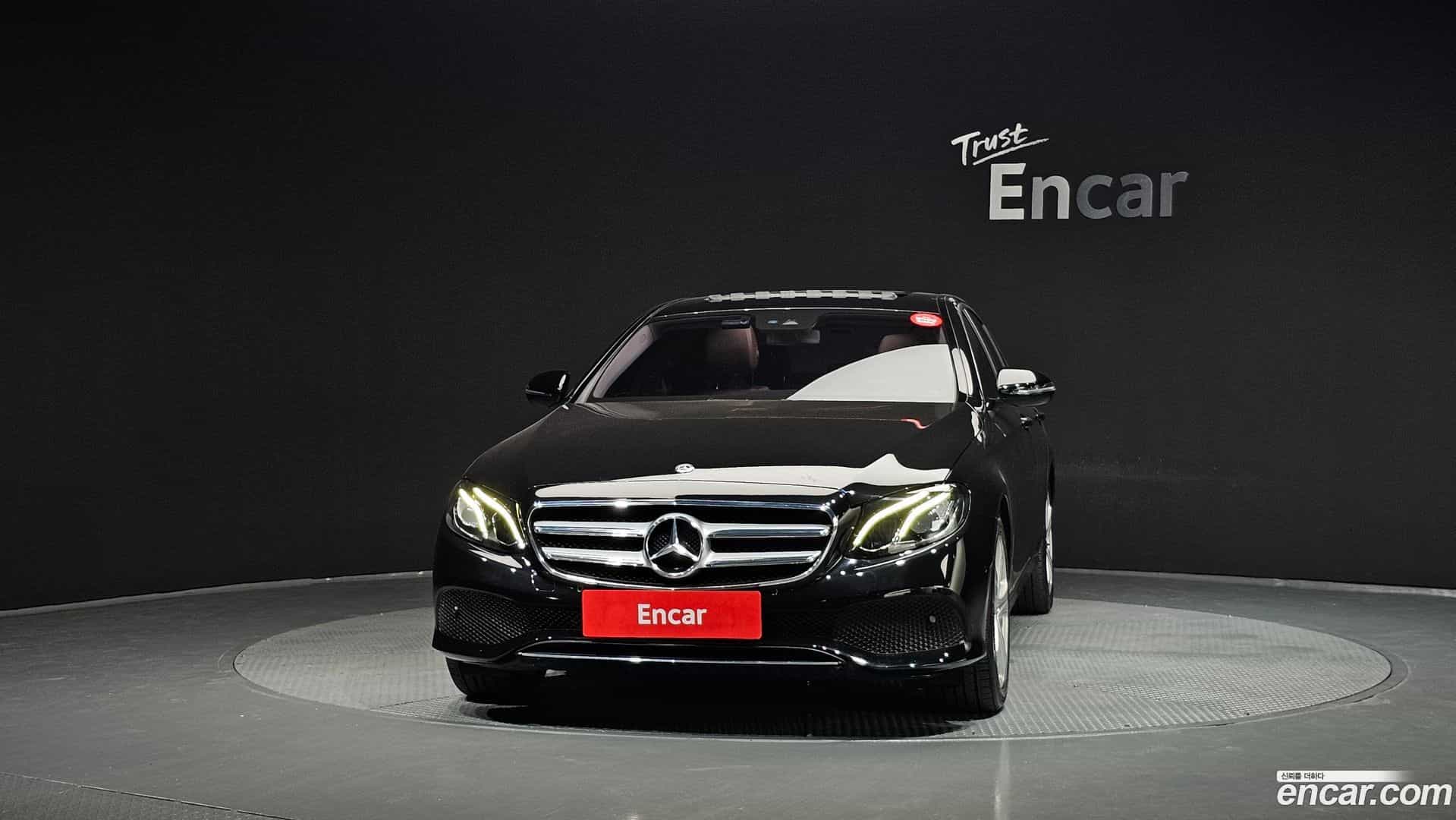 E-Class Mercedes-Benz 2017.6-OUTER-003