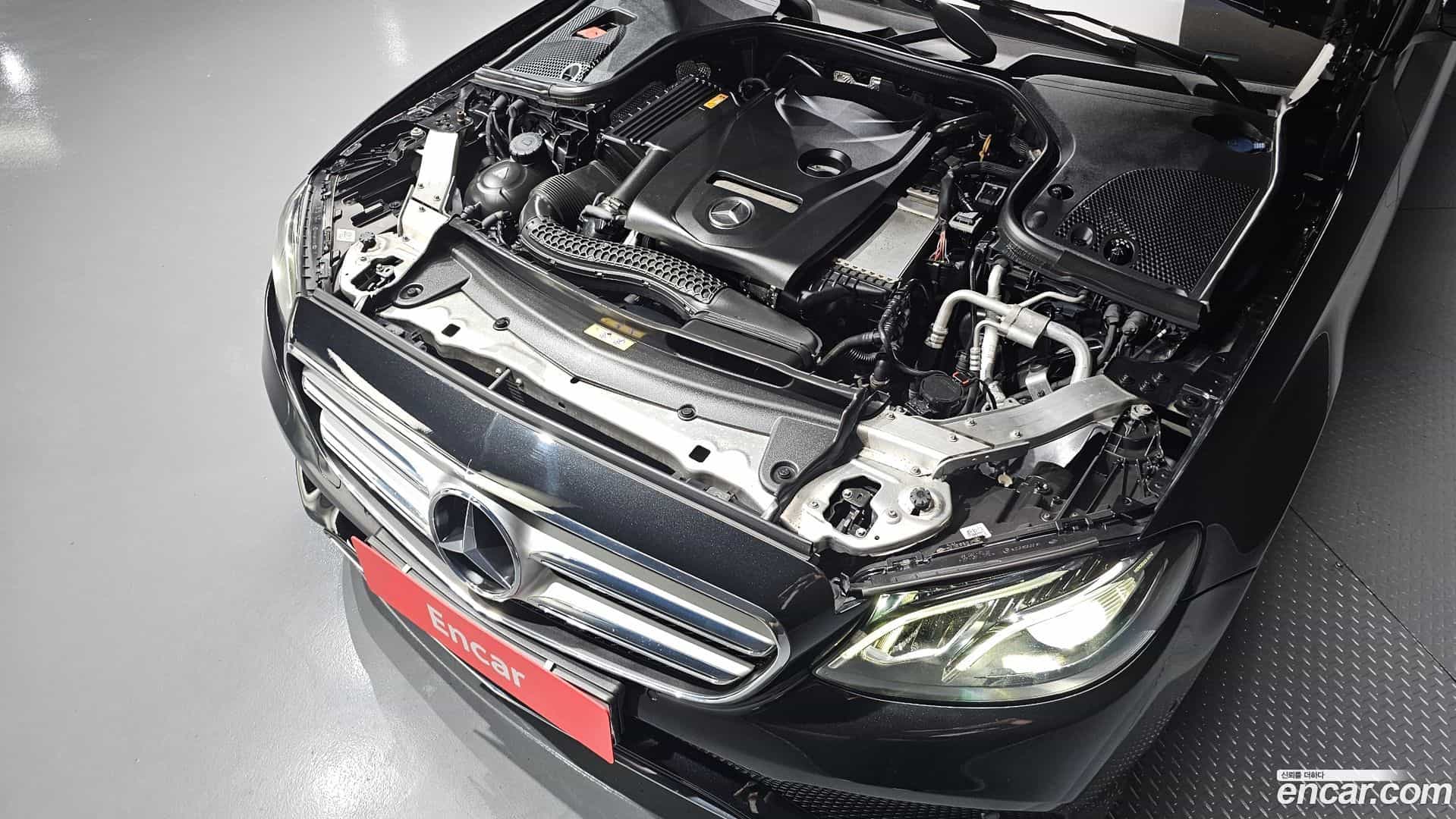 E-Class Mercedes-Benz 2017.6-OUTER-006