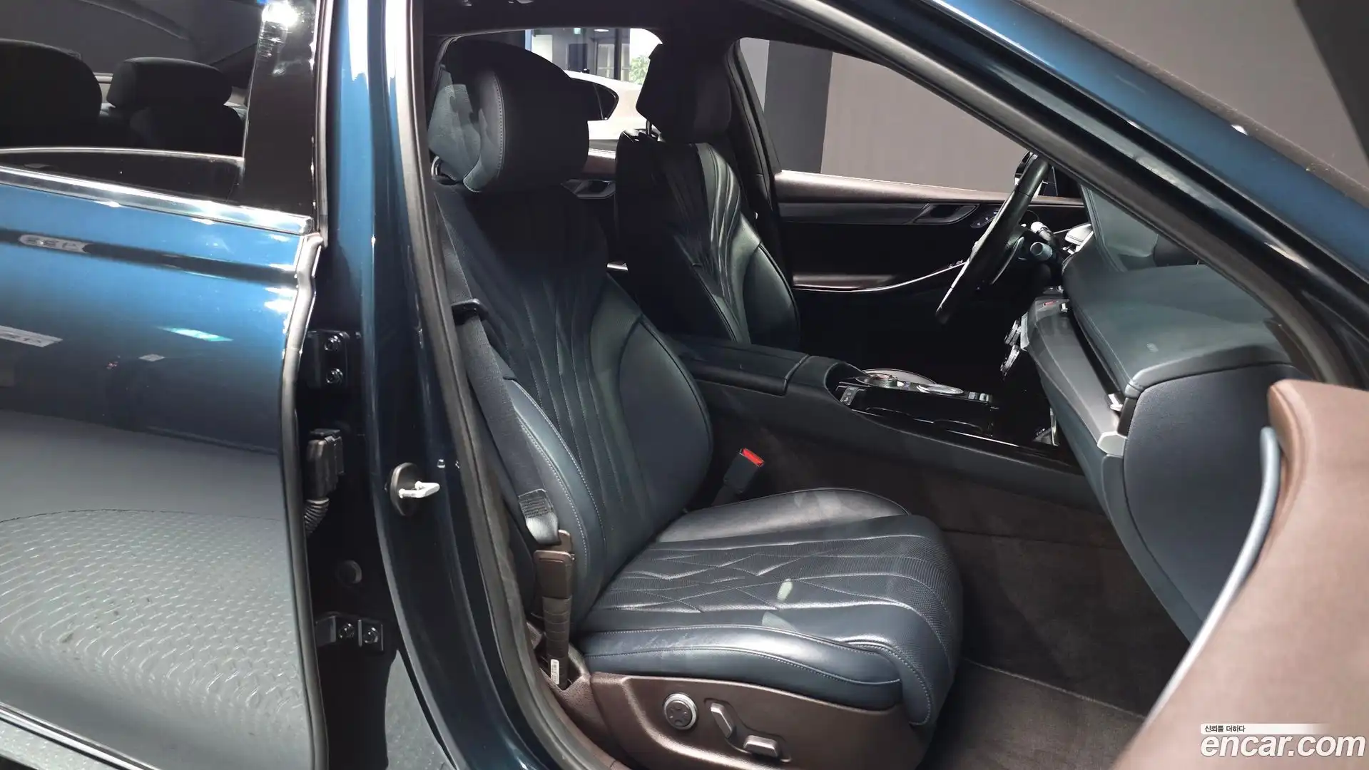 G80 Genesis 2021.5-INNER-036