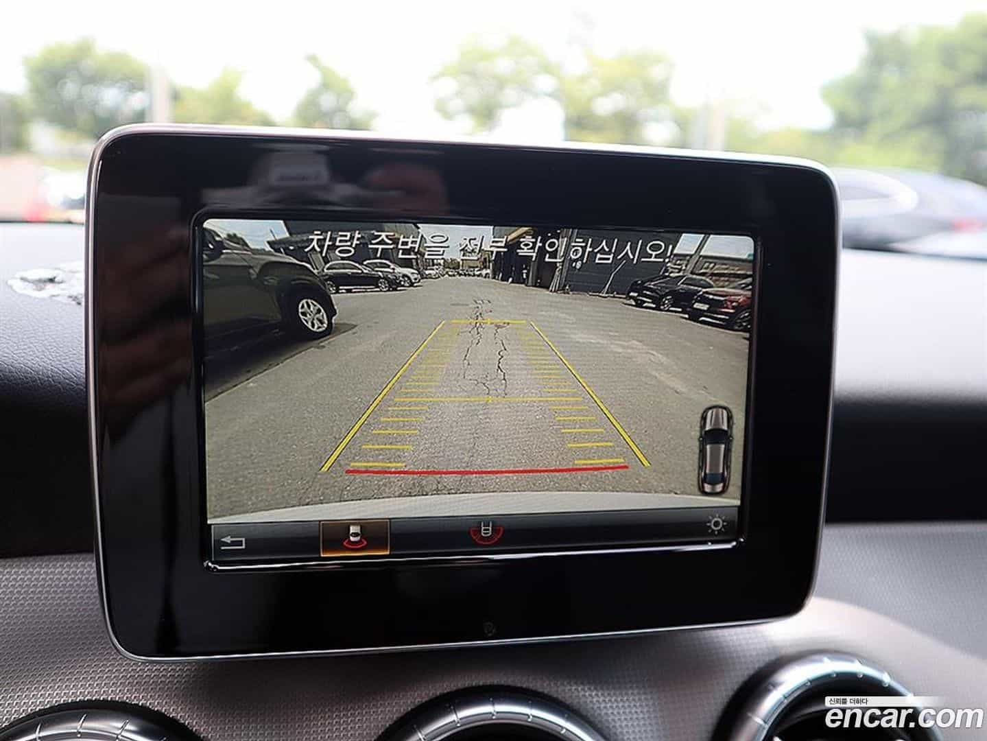 CLA-Class Mercedes-Benz 2017.3-OPTION-019