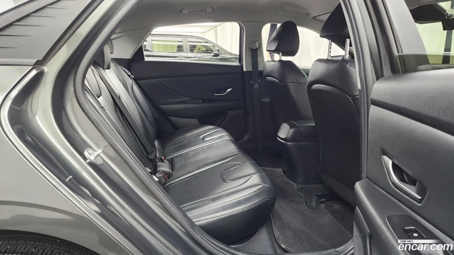 AVANTE Hyundai 2021.8-OPTION-016