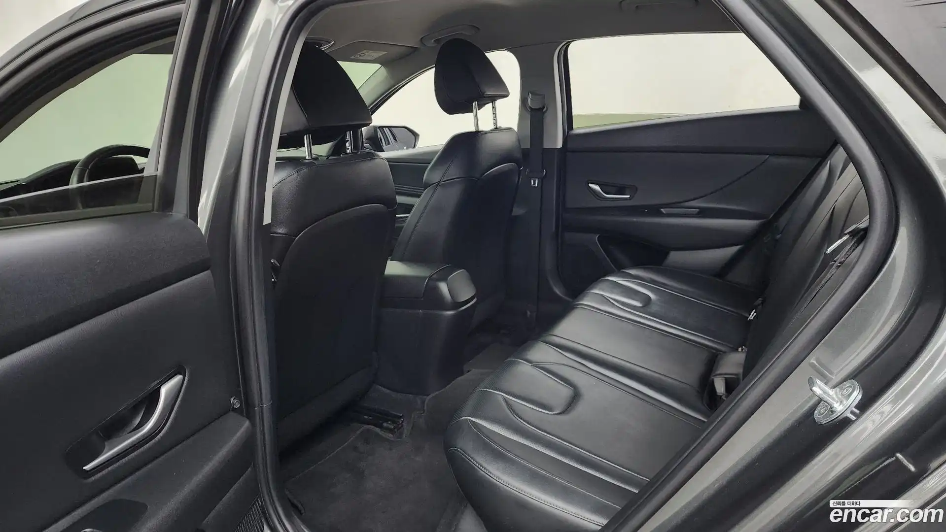 AVANTE Hyundai 2021.8-INNER-036