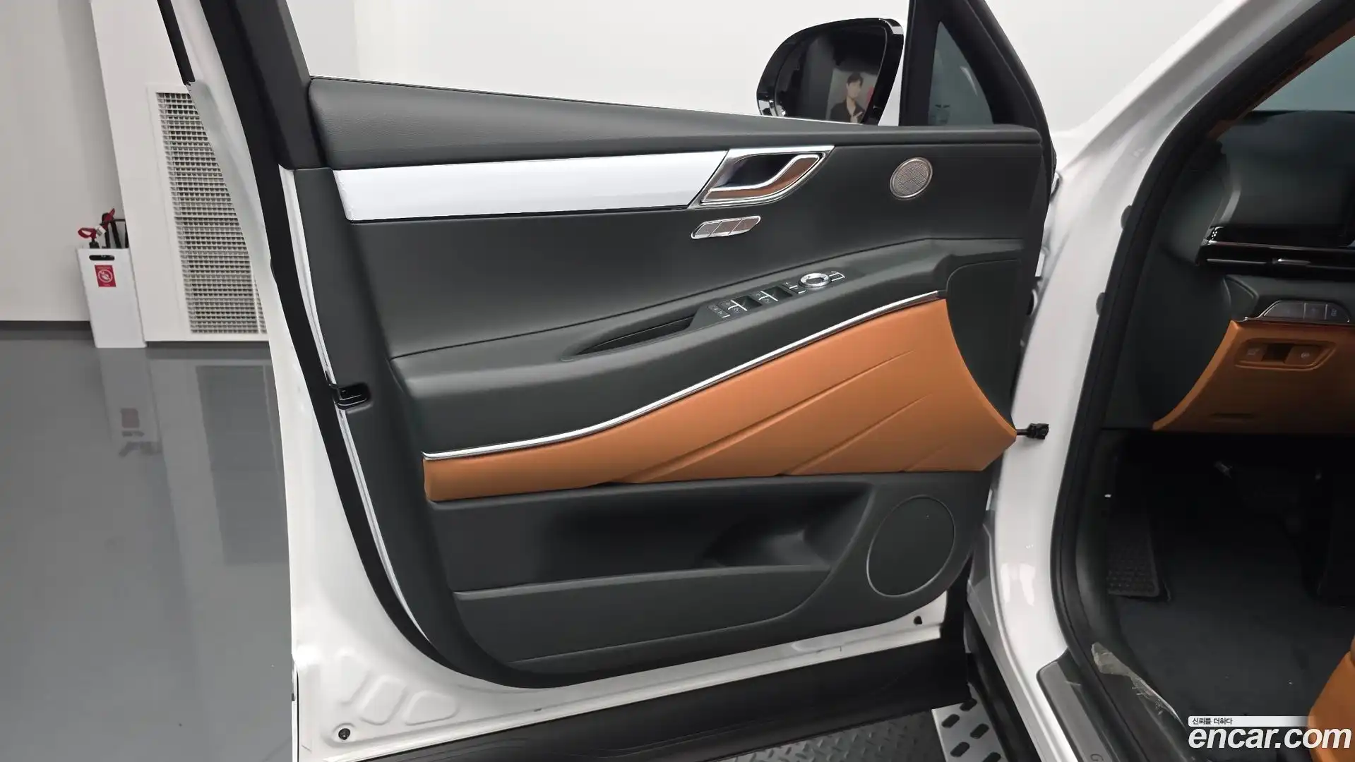 GV80 Genesis 2025.2-INNER-034