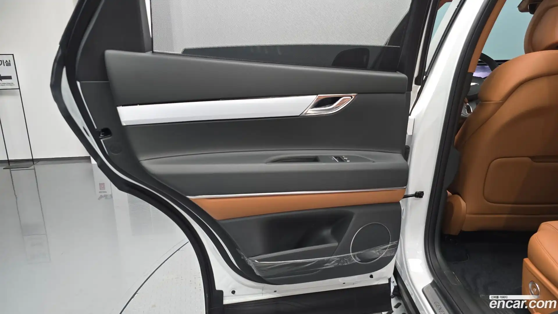 GV80 Genesis 2025.2-INNER-035