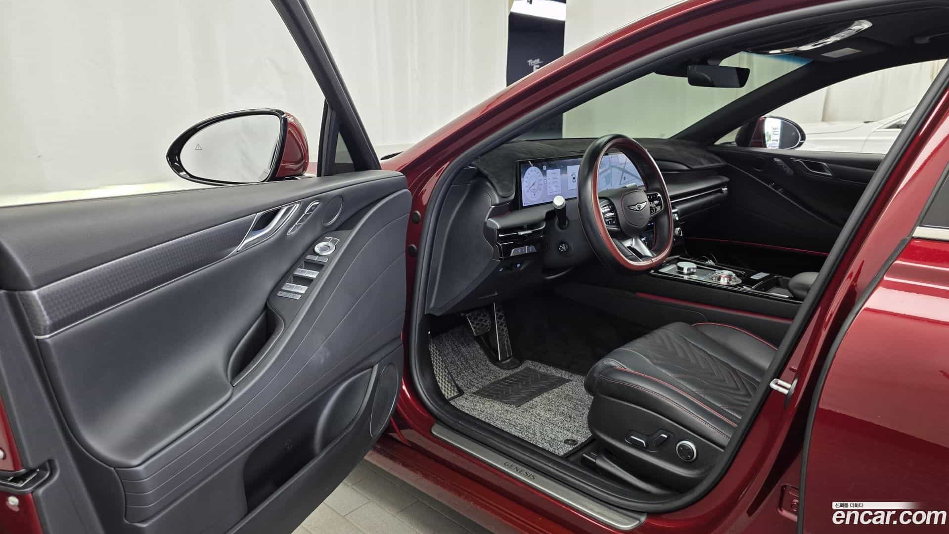 G80 Genesis 2024.10-INNER-010