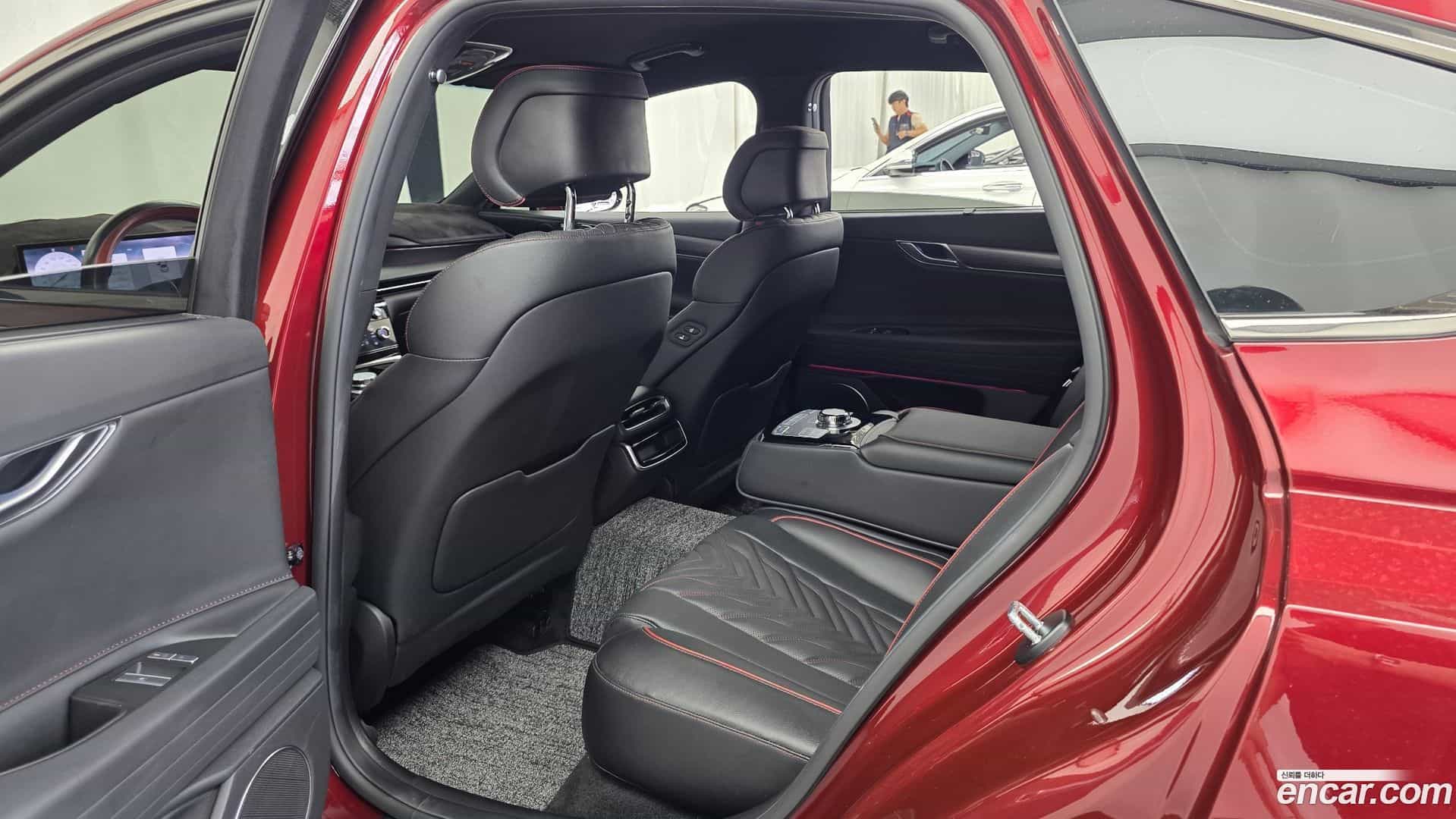 G80 Genesis 2024.10-INNER-036