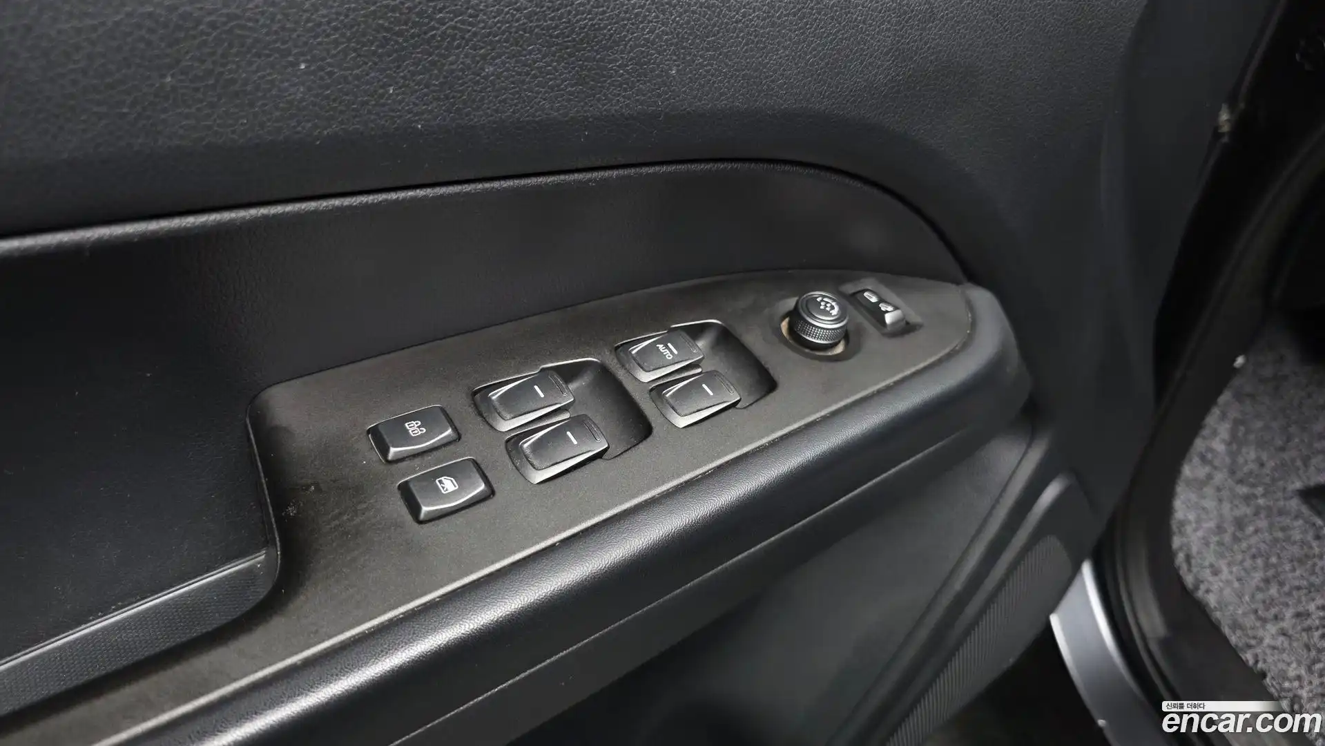 Rexton KG Mobility 2019.1-OPTION-040