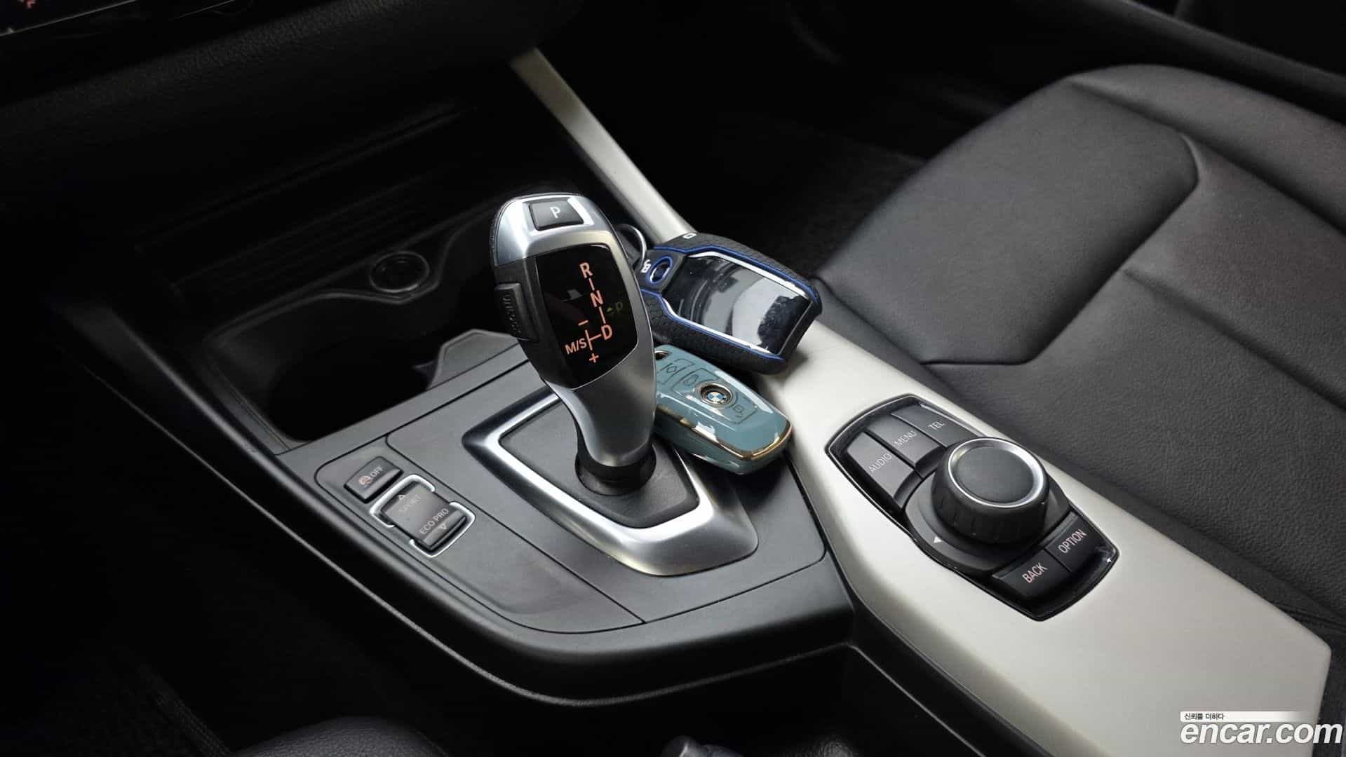 1-Series BMW 2016.9-INNER-009