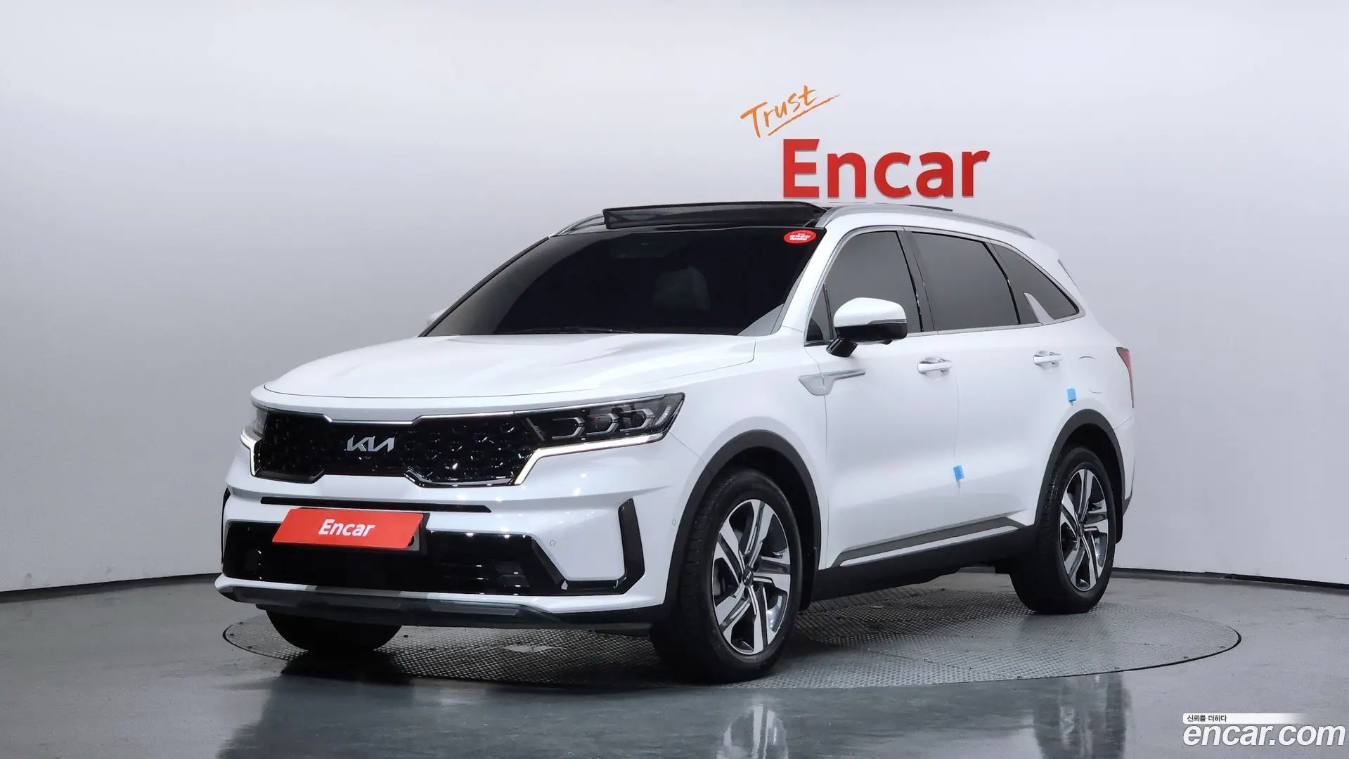 Main__Slider__Photo:Sorento Kia 2023.6-0