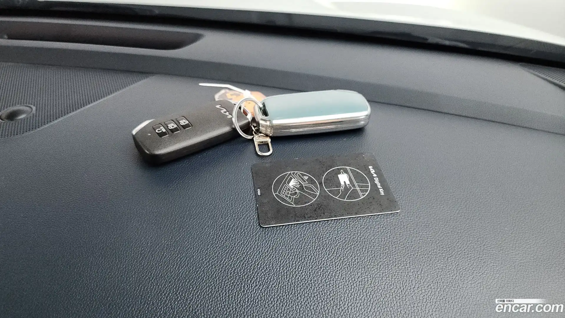 Sorento Kia 2023.6-OPTION-015