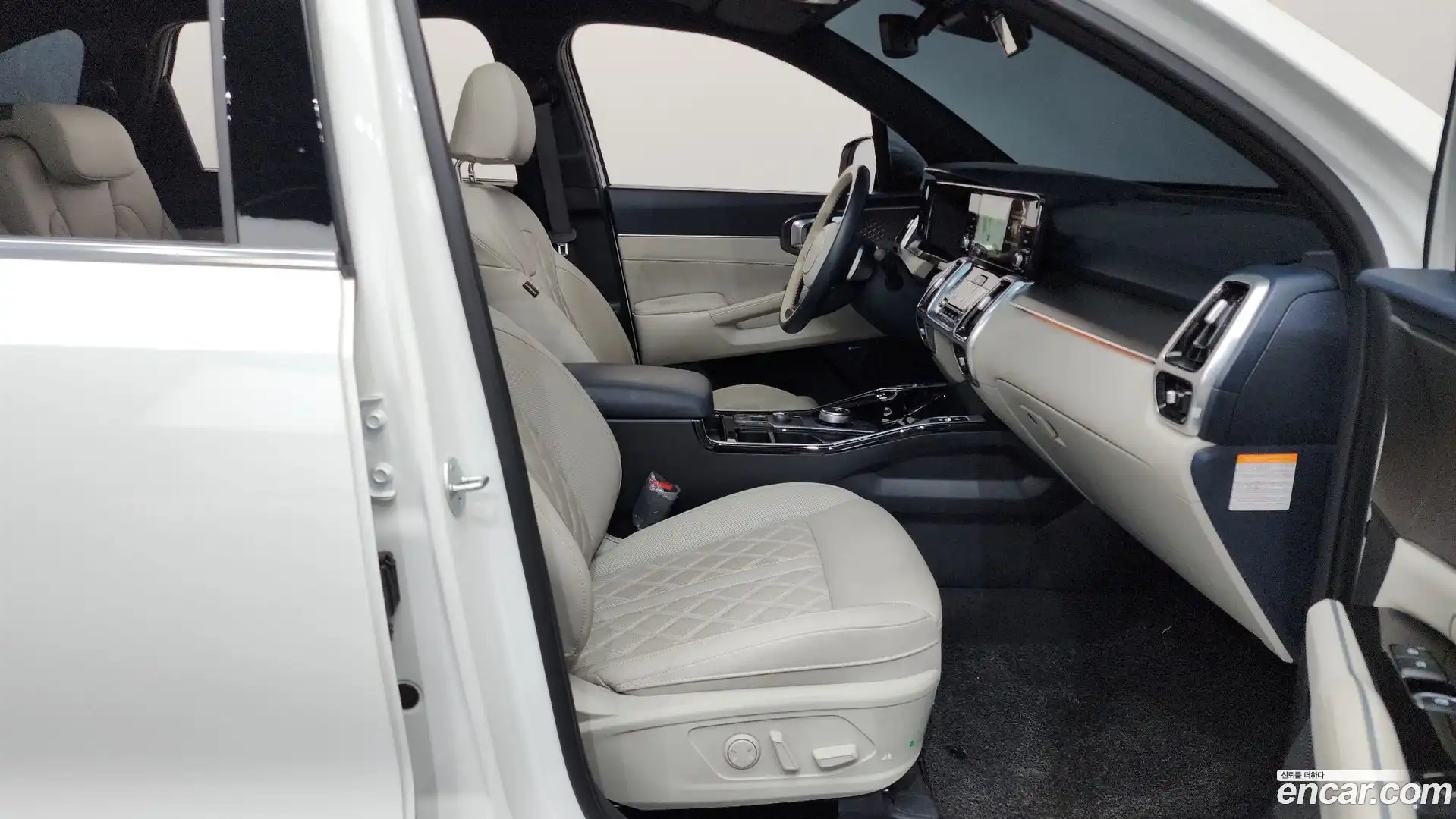 Sorento Kia 2023.6-OPTION-040