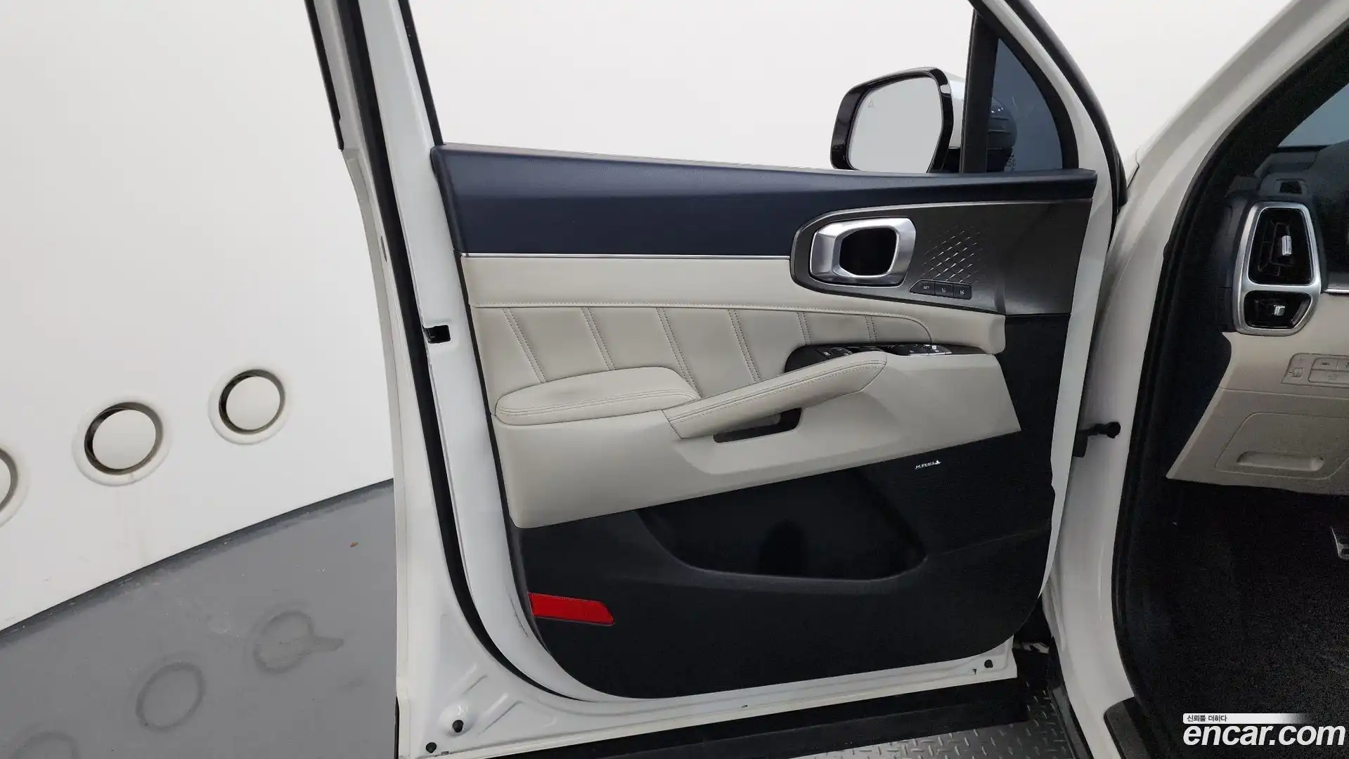 Sorento Kia 2023.6-OPTION-042
