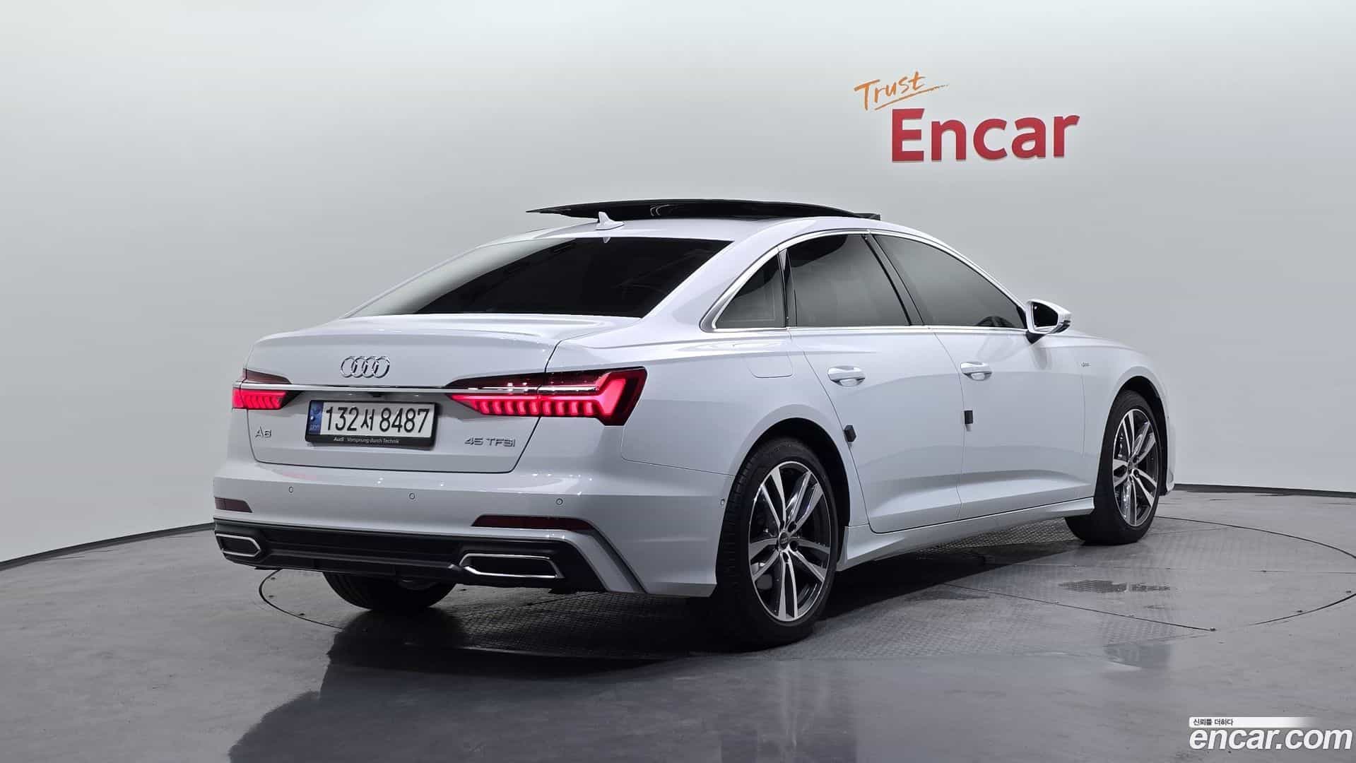 A6 Audi 2022.1-OUTER-002