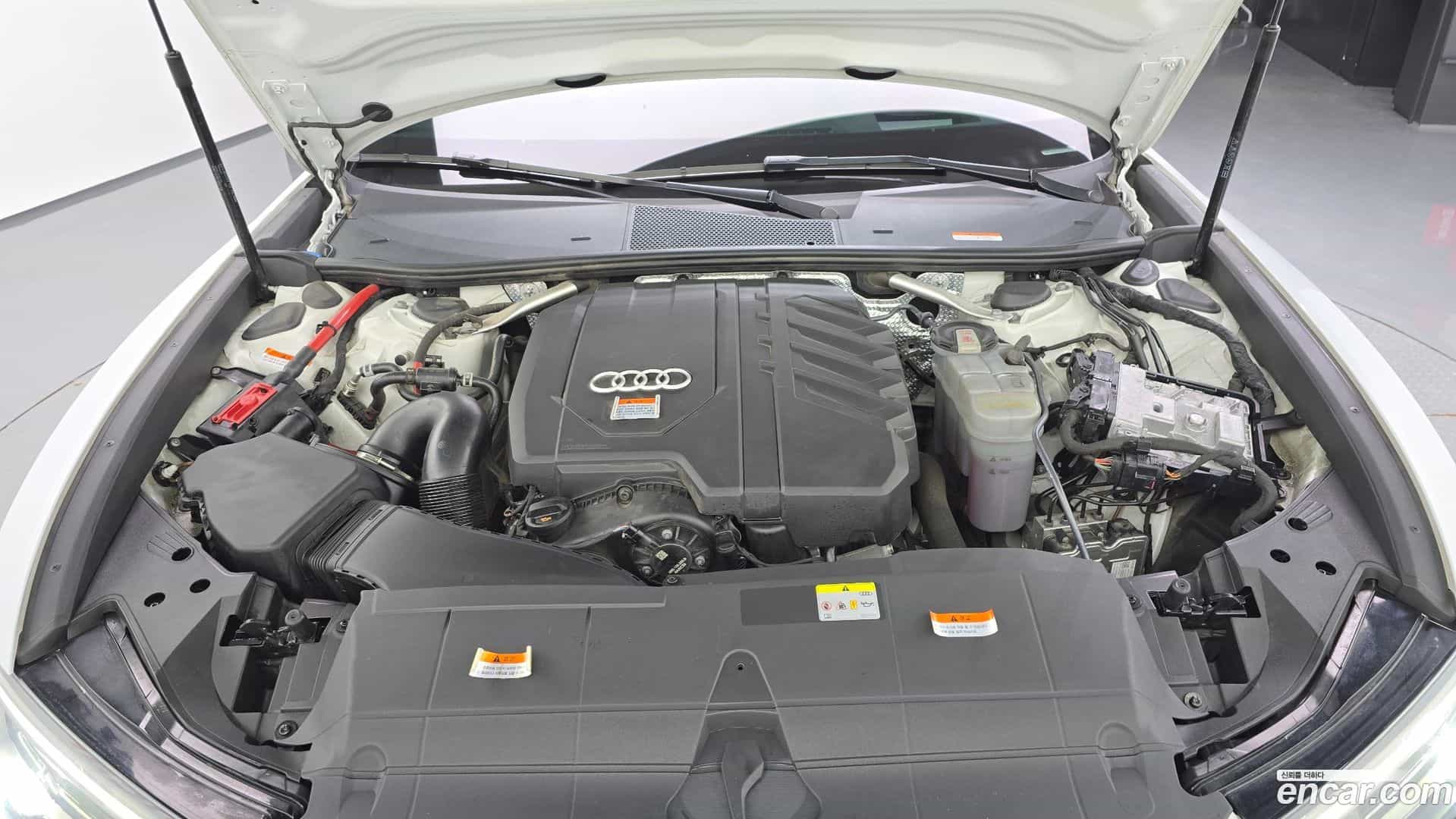 A6 Audi 2022.1-OUTER-006