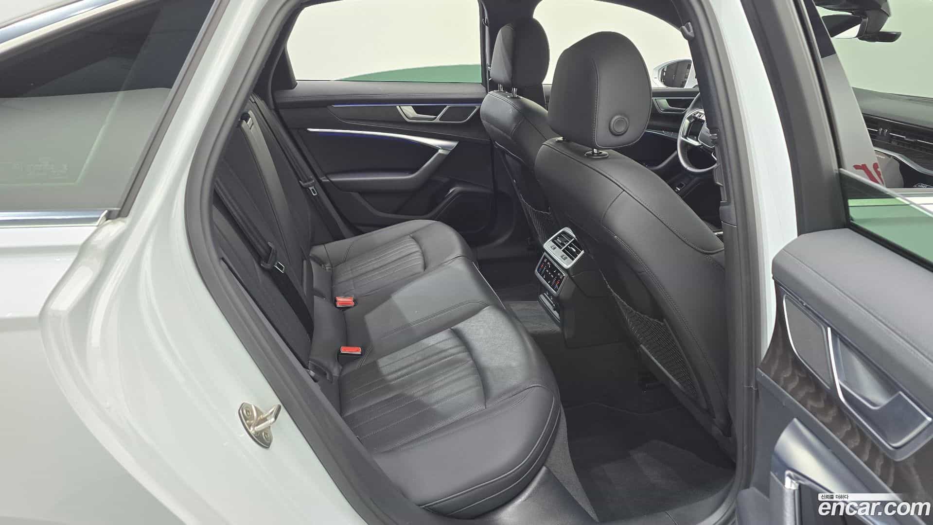 A6 Audi 2022.1-OPTION-023