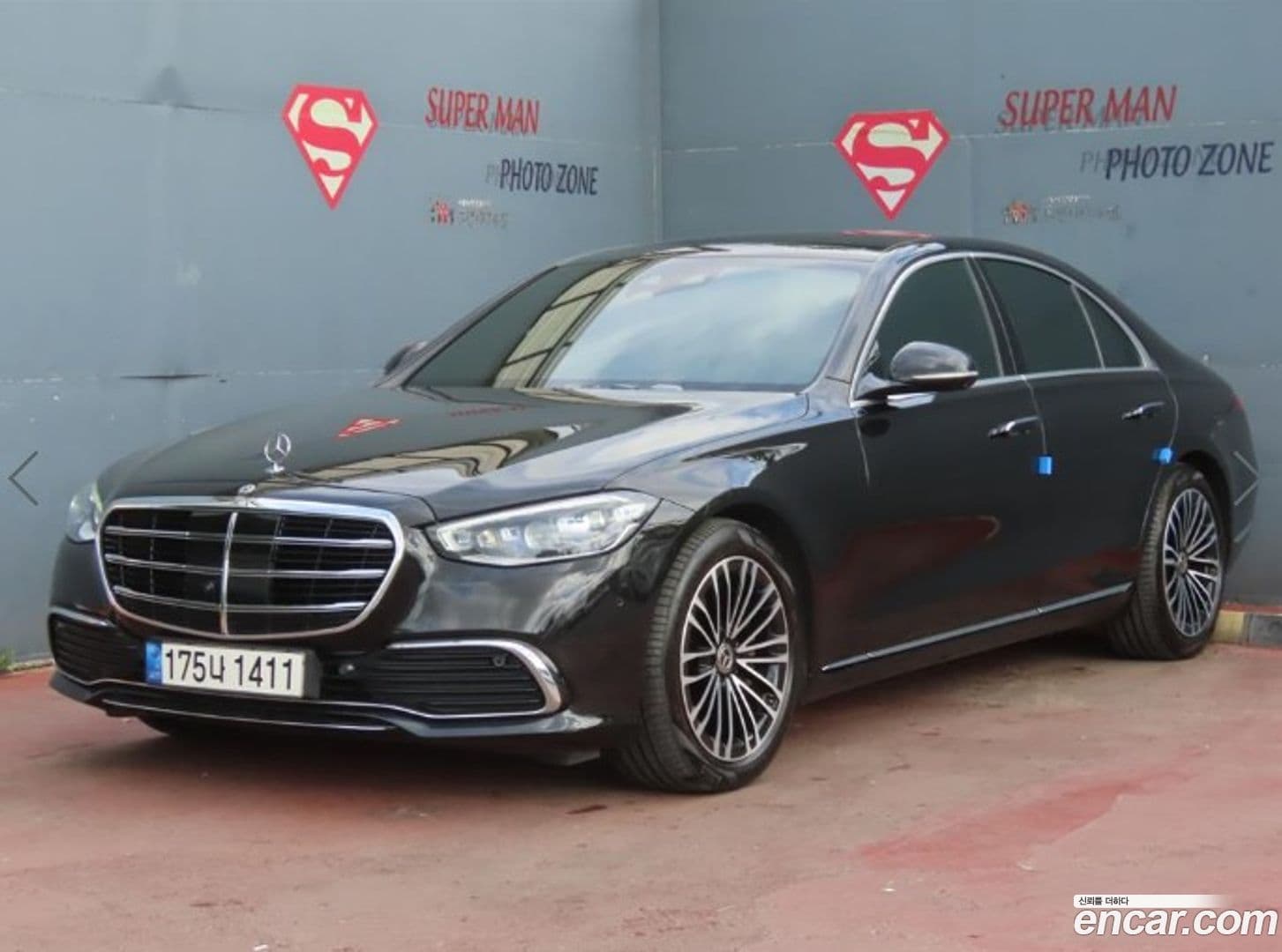 Main__Slider__Photo:S-Class Mercedes-Benz 2021.6-0