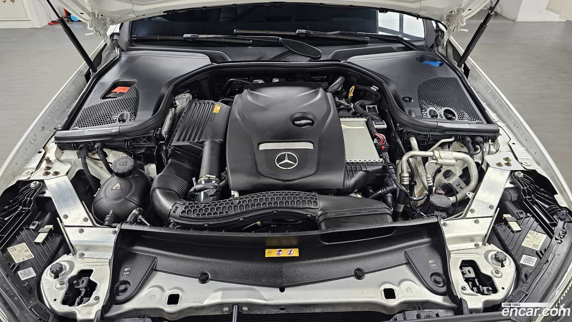 E-Class Mercedes-Benz 2021.2-OUTER-006
