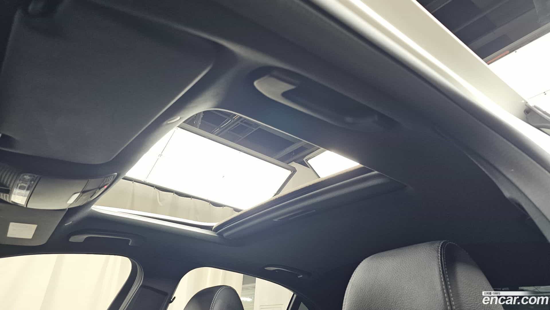 E-Class Mercedes-Benz 2021.2-OPTION-019