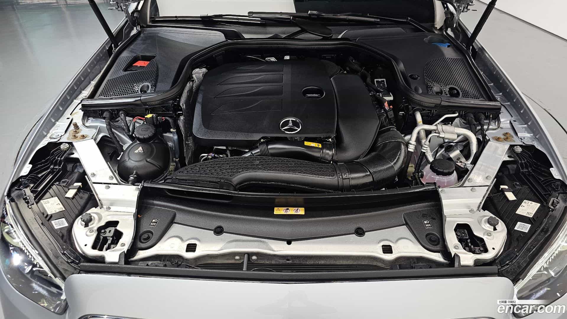 E-Class Mercedes-Benz 2021.6-OUTER-006