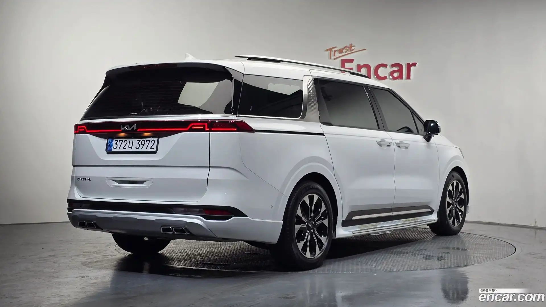 Canival Kia 2023.2-OUTER-002