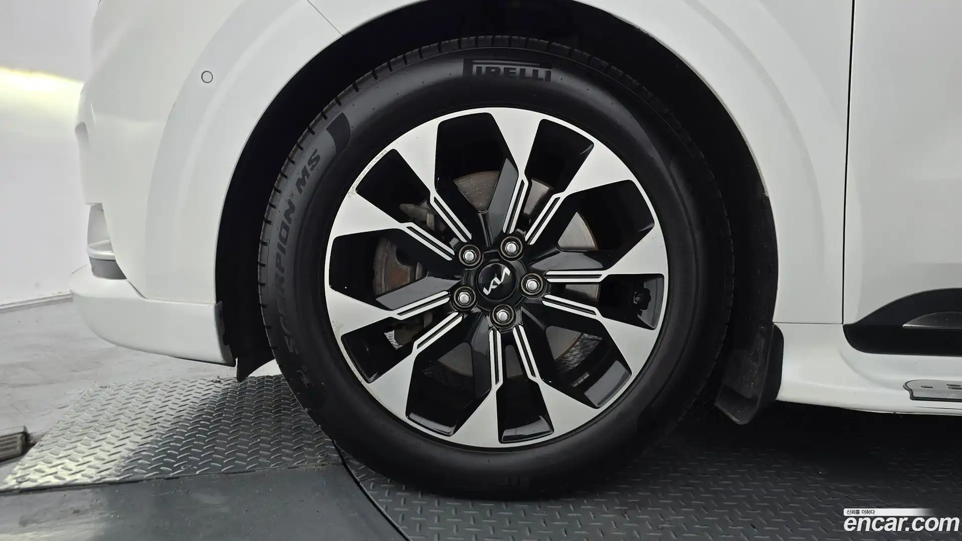 Canival Kia 2023.2-OUTER-005