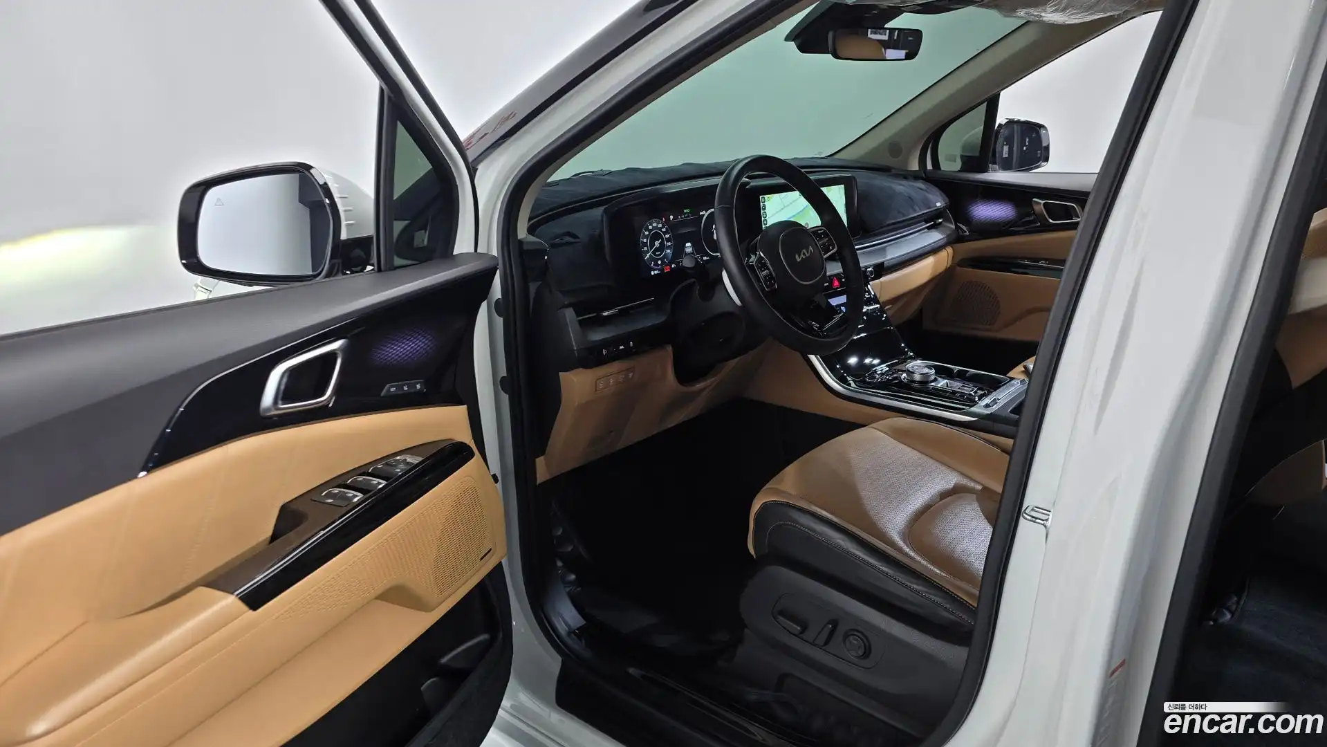 Canival Kia 2023.2-INNER-010
