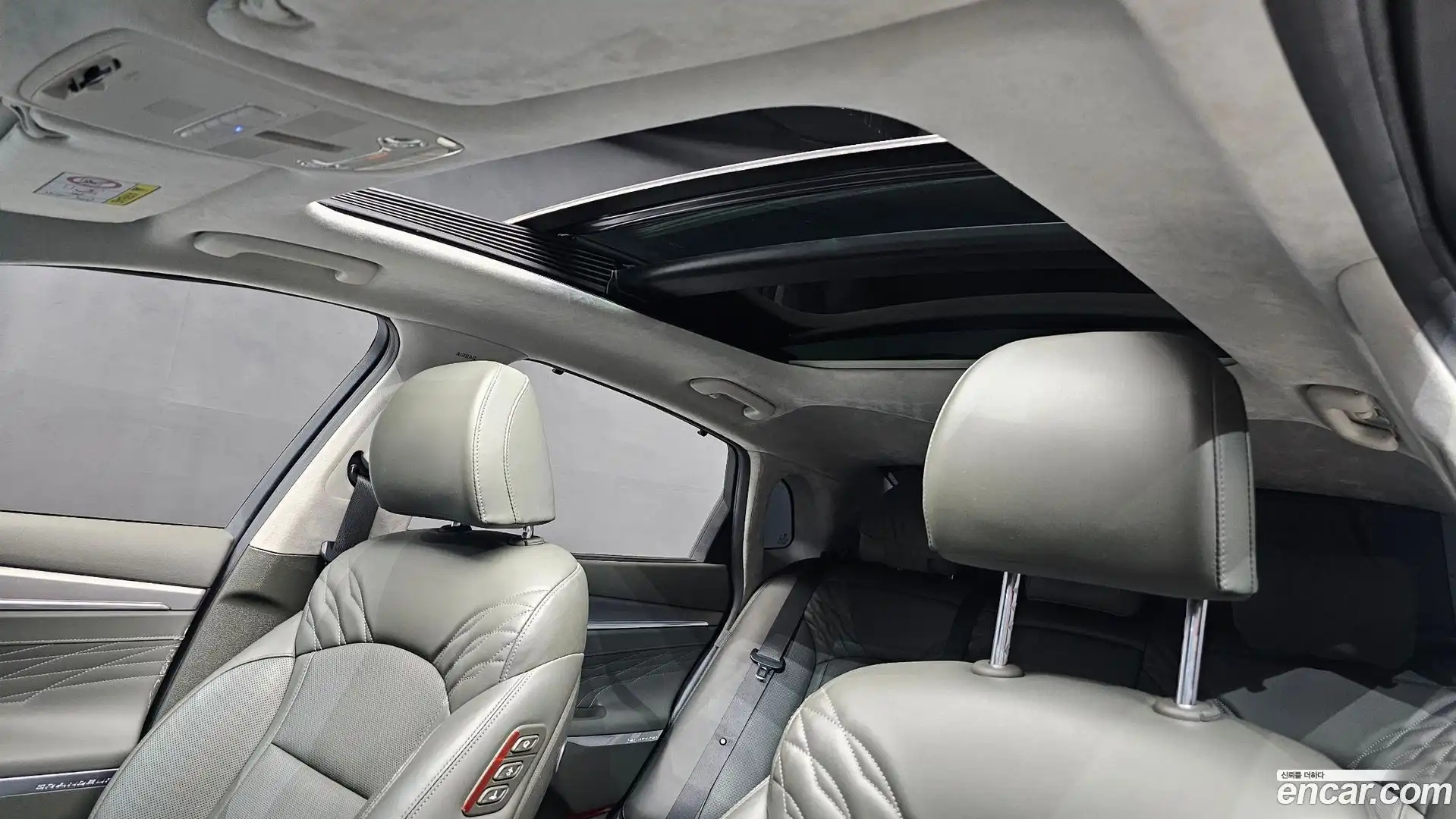 Grandeur Hyundai 2021.4-OPTION-045
