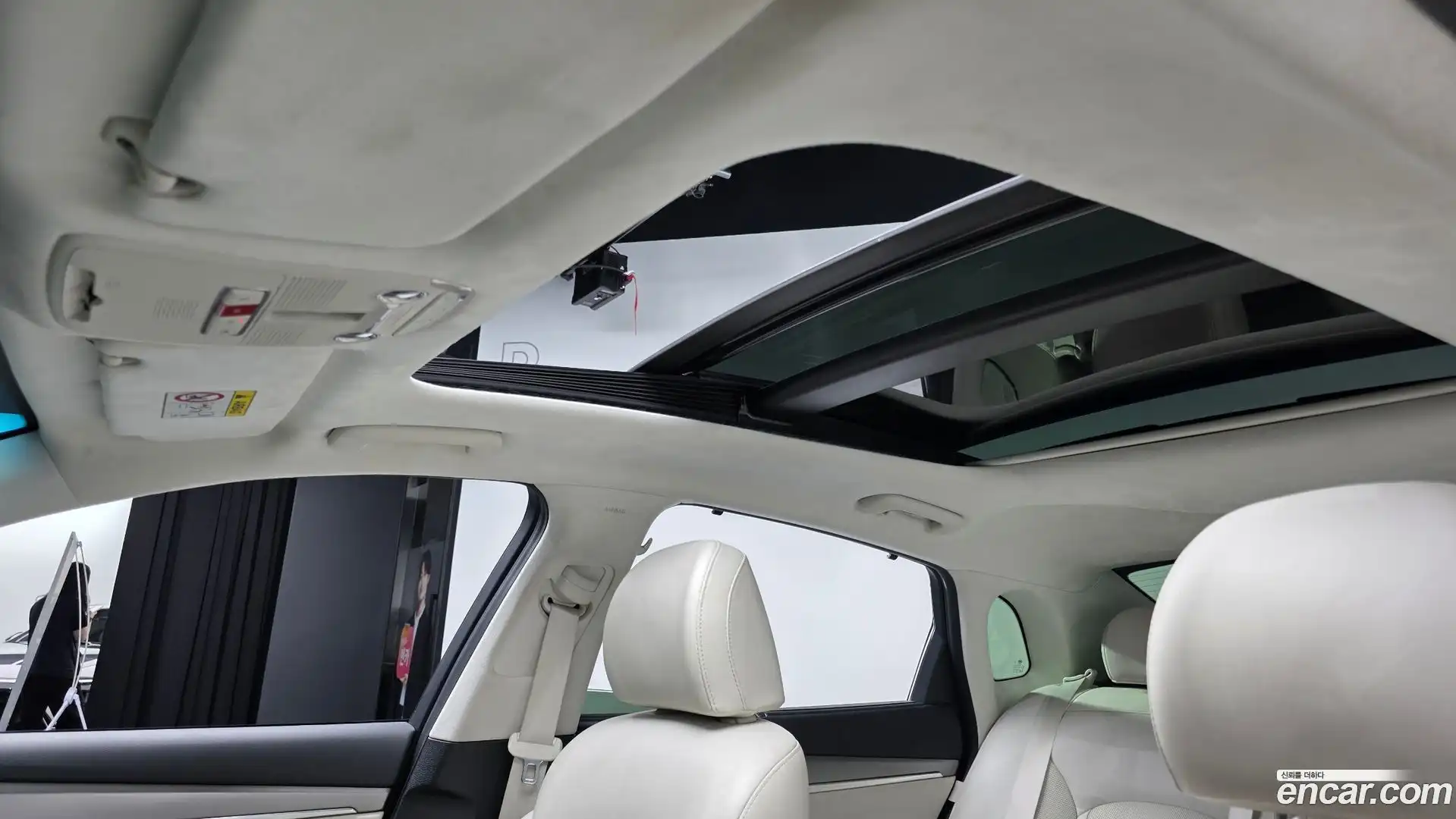 Grandeur Hyundai 2022.6-OPTION-023