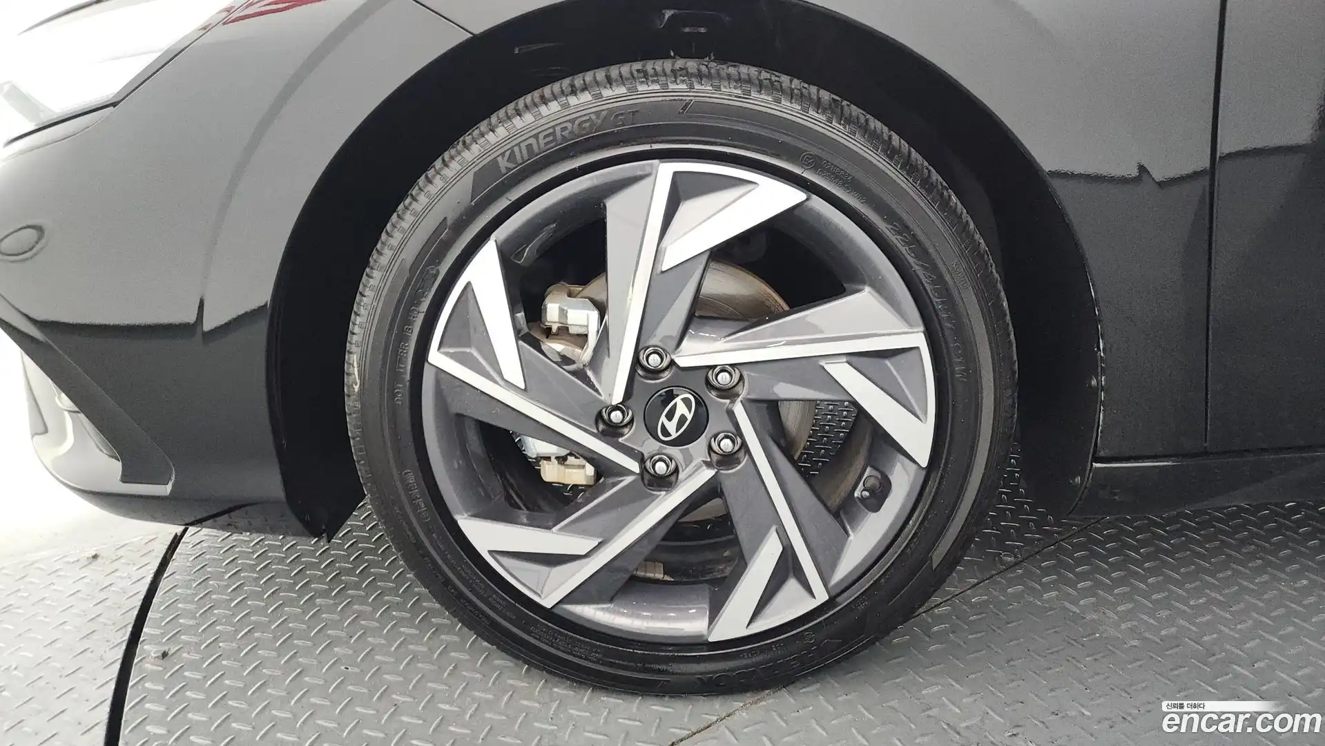AVANTE Hyundai 2024.6-OUTER-005