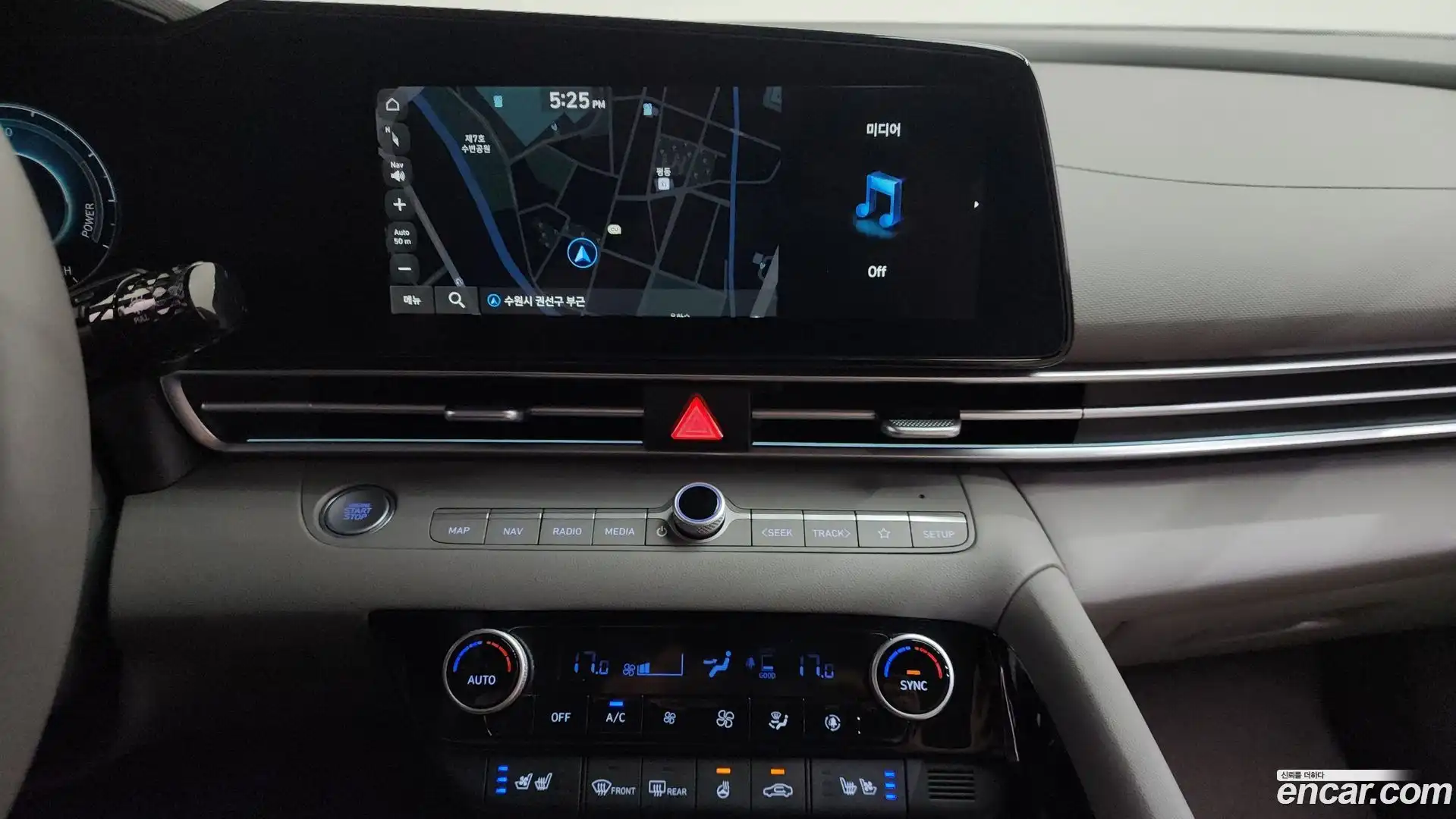 AVANTE Hyundai 2024.6-OPTION-016