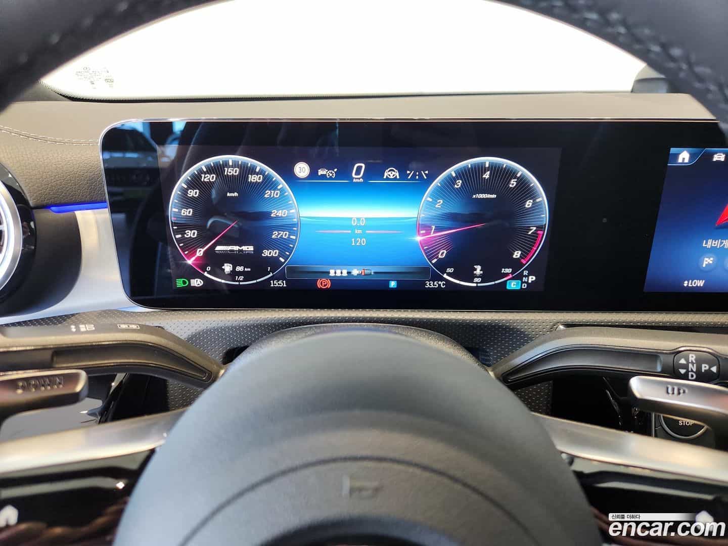 CLA-Class Mercedes-Benz 2025.11-OPTION-017