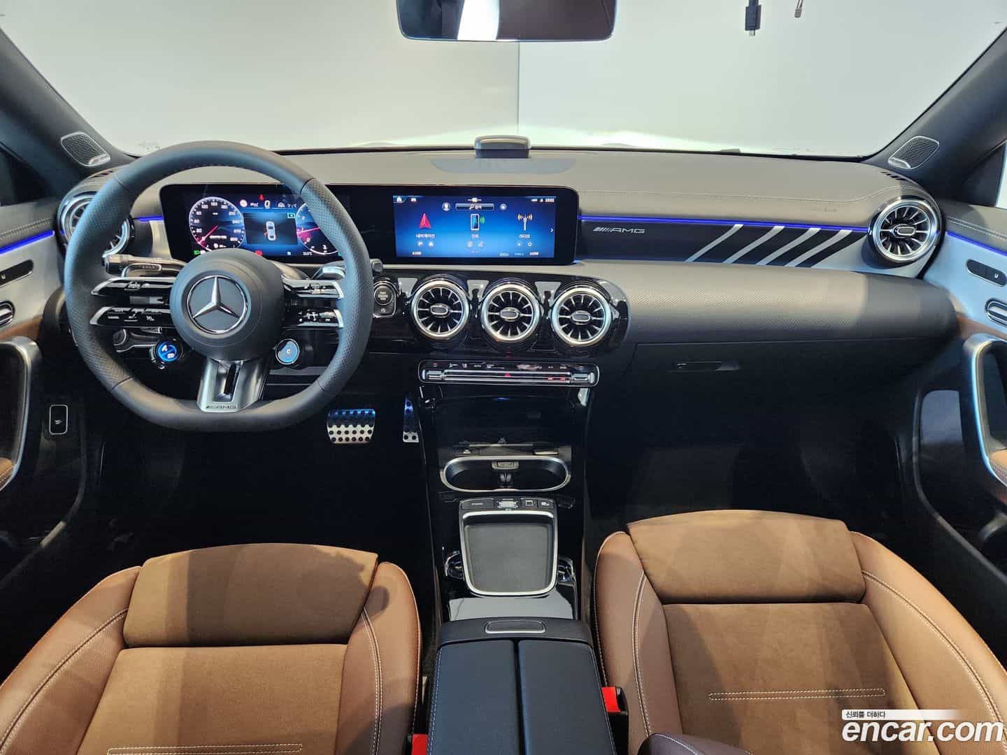 CLA-Class Mercedes-Benz 2025.11-OPTION-018