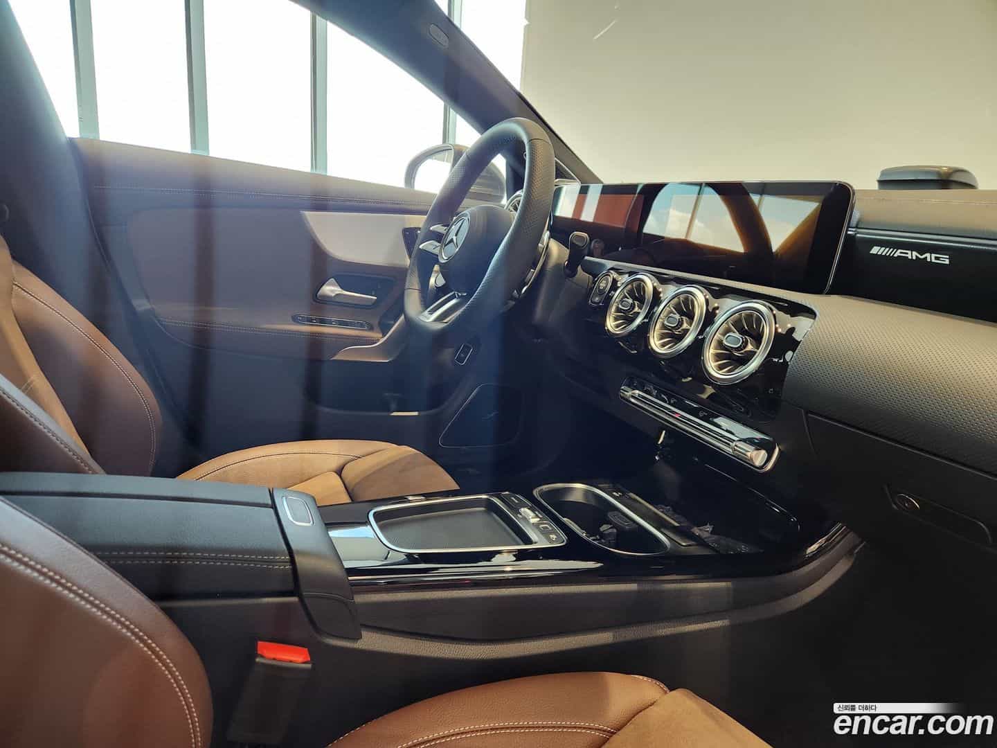 CLA-Class Mercedes-Benz 2025.11-OPTION-019