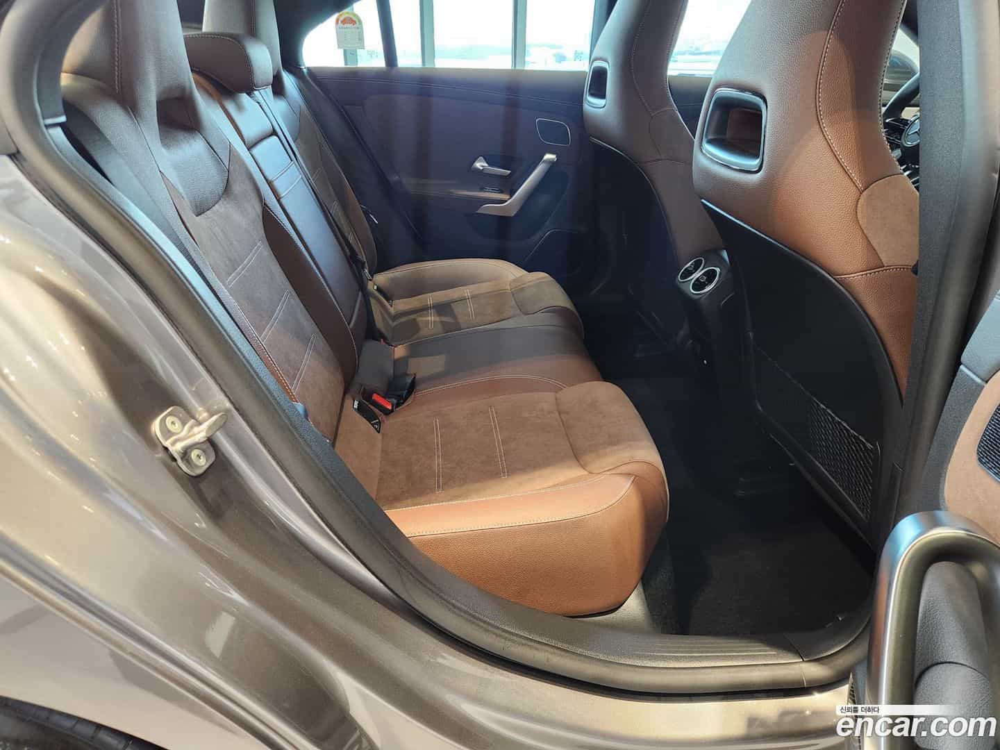 CLA-Class Mercedes-Benz 2025.11-OPTION-021
