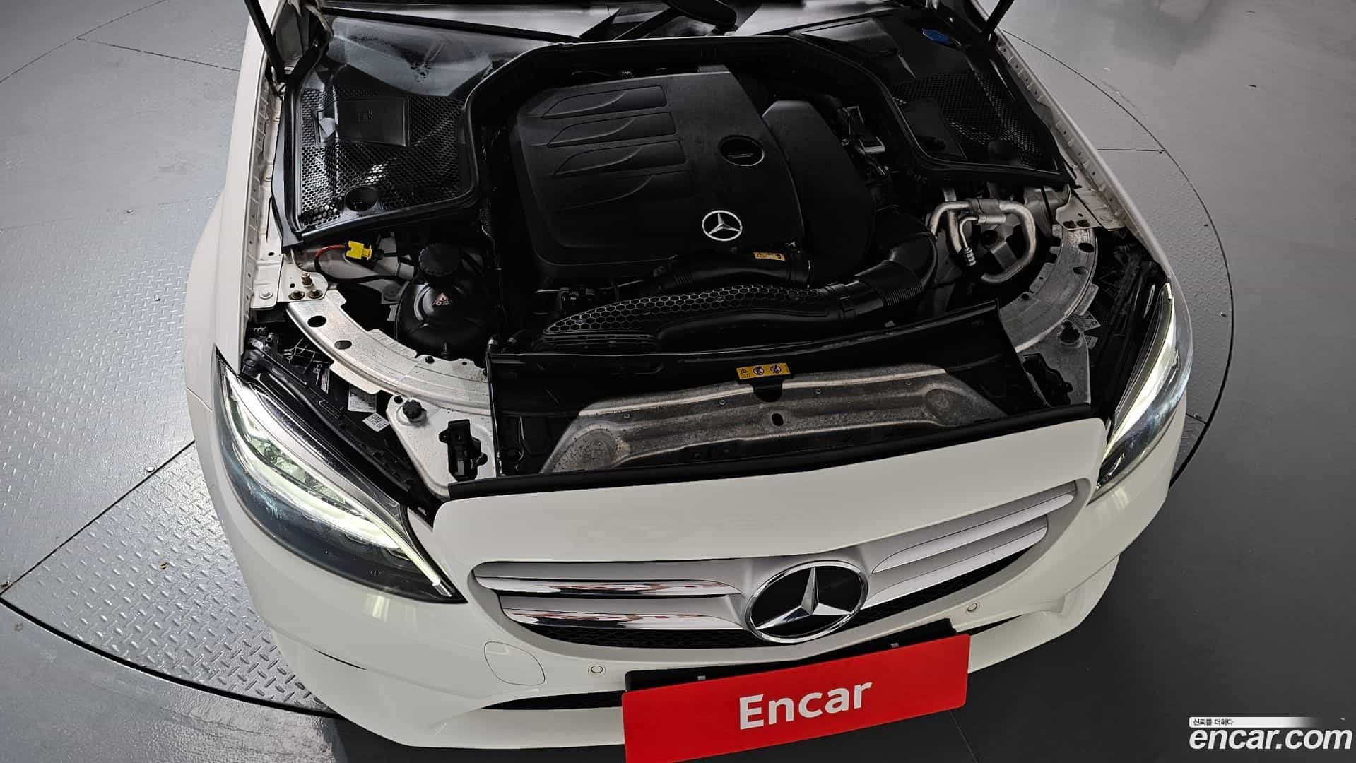 C-Class Mercedes-Benz 2020.0-OUTER-006
