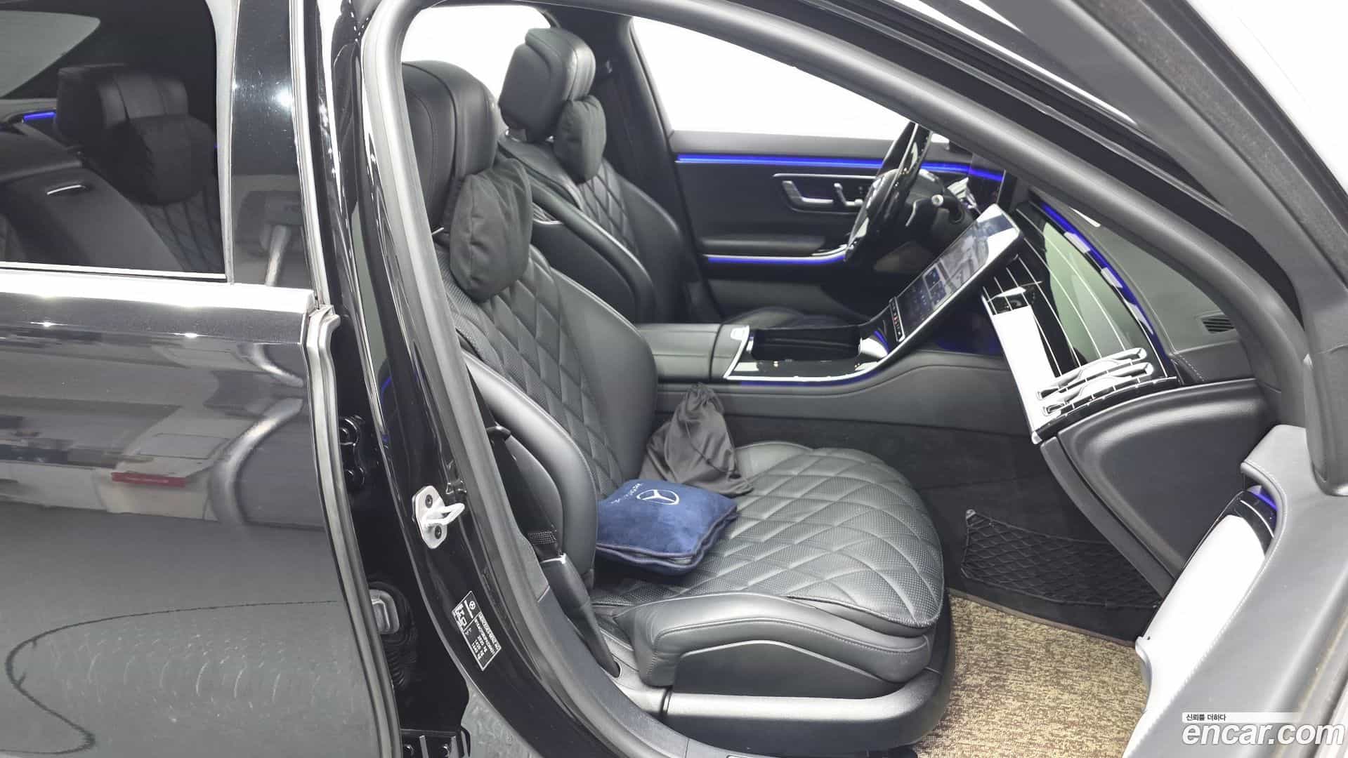 S-Class Mercedes-Benz 2023.8-INNER-036
