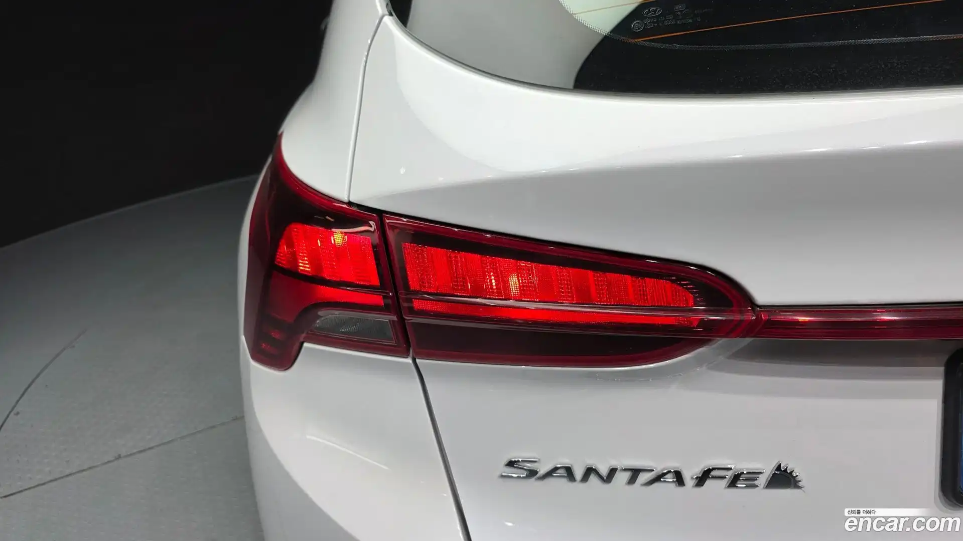 Santafe Hyundai 2022.2-OUTER-033