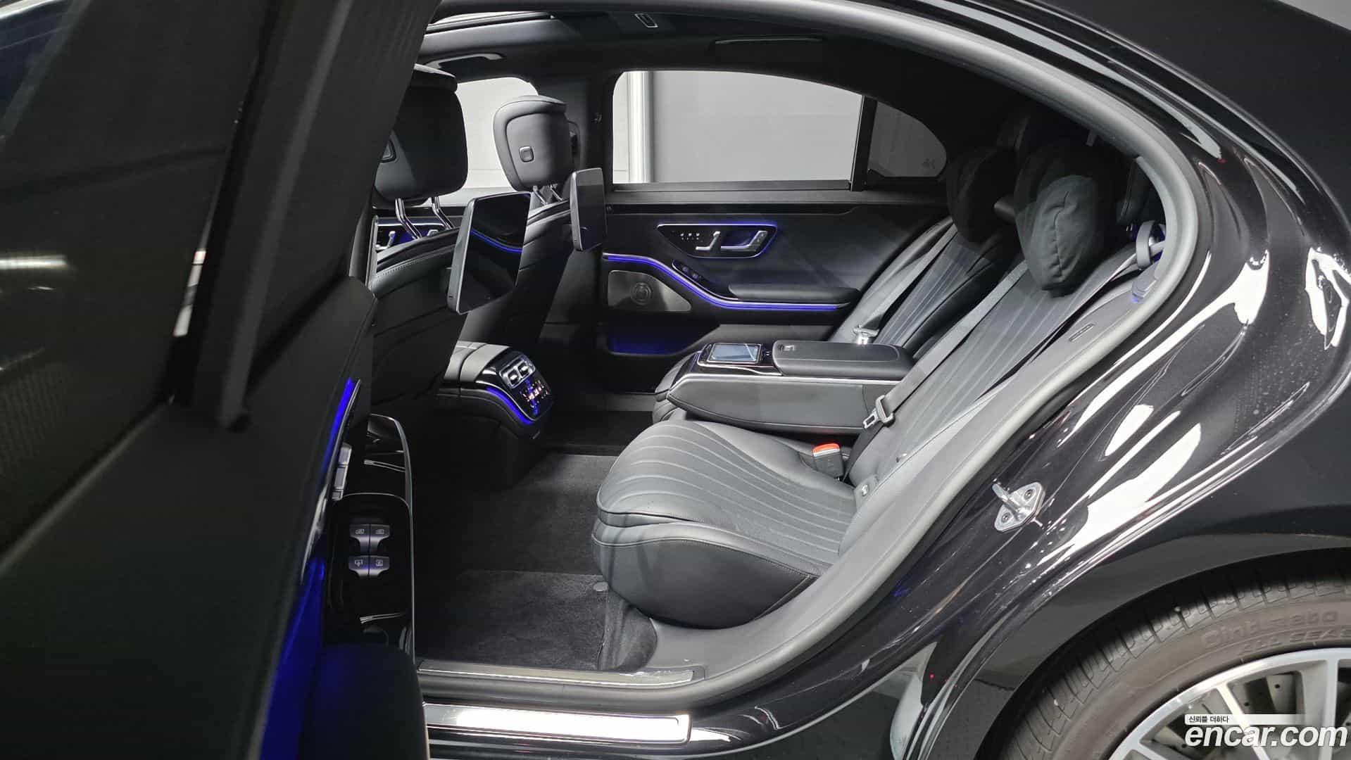 S-Class Mercedes-Benz 2022.5-OPTION-017