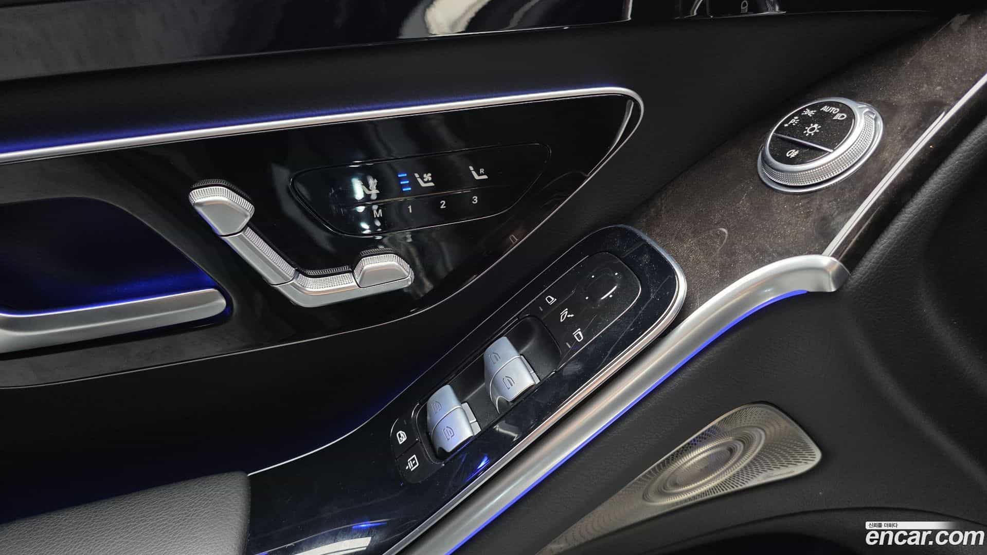 S-Class Mercedes-Benz 2022.5-OPTION-022
