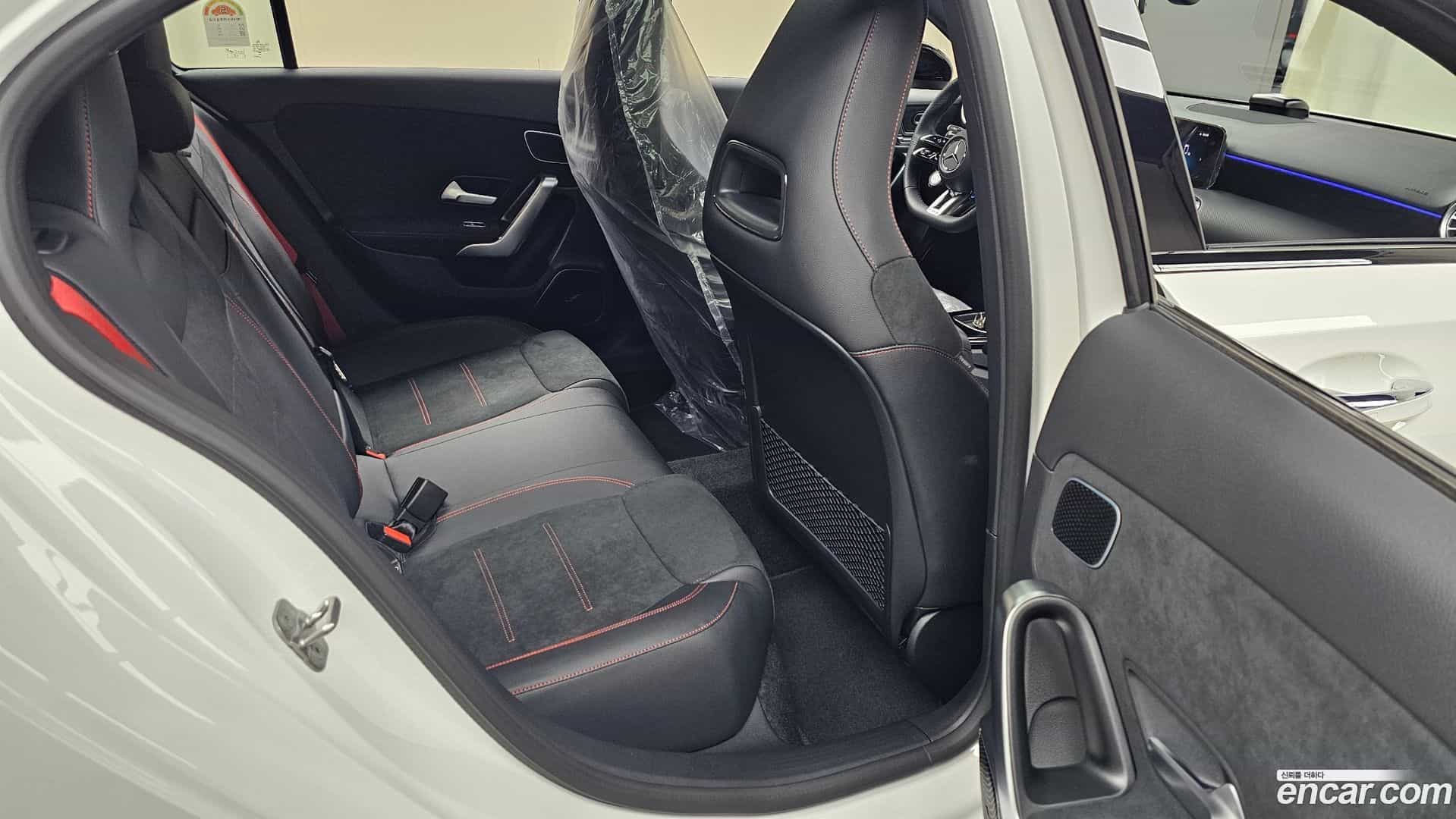 A-Class Mercedes-Benz 2025.6-OPTION-016