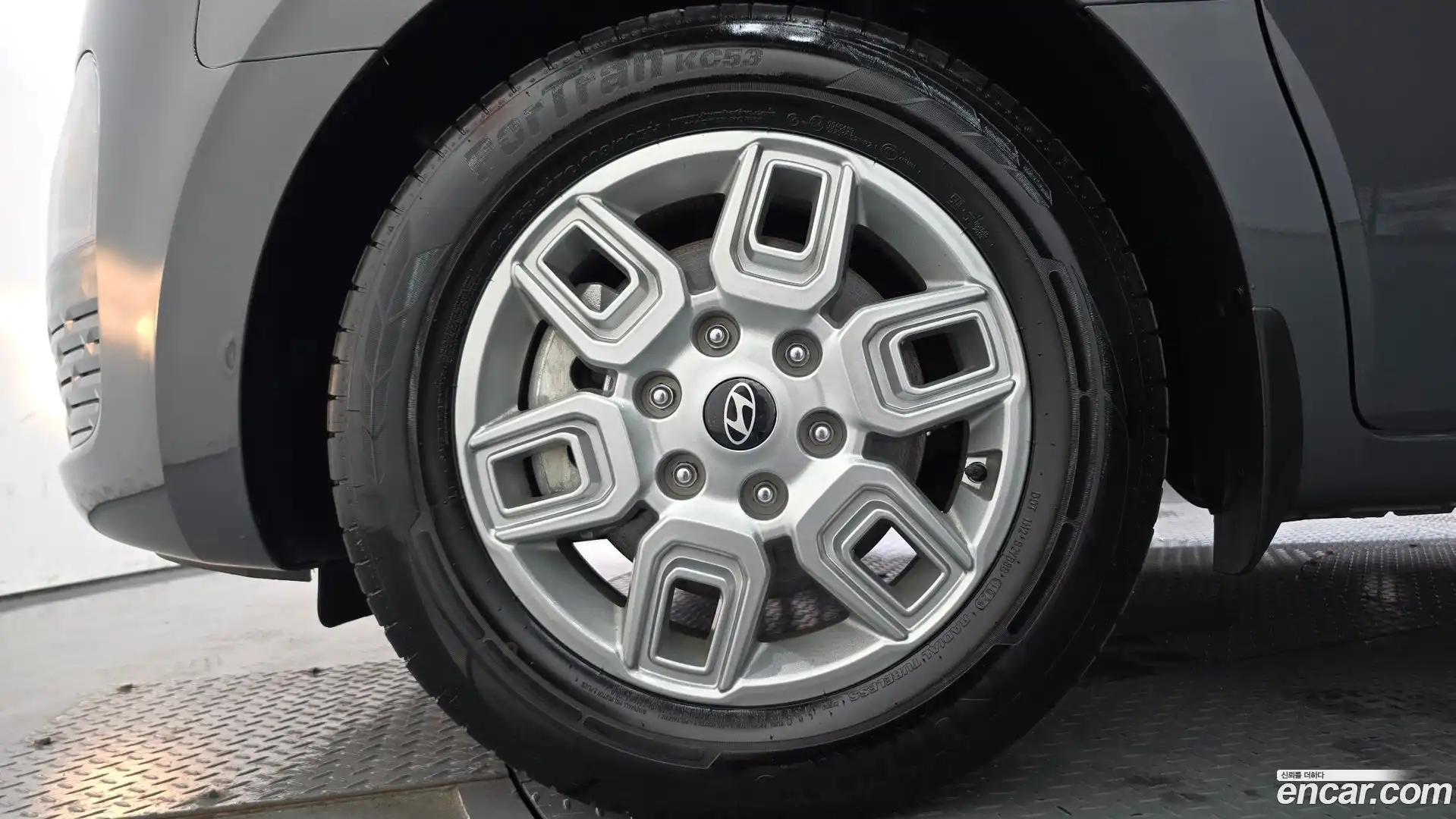 Staria Hyundai 2024.10-OUTER-005