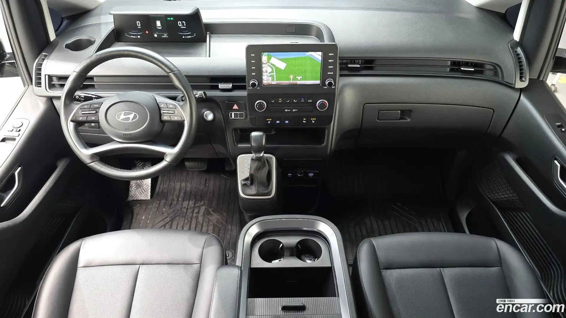 Staria Hyundai 2024.10-INNER-007