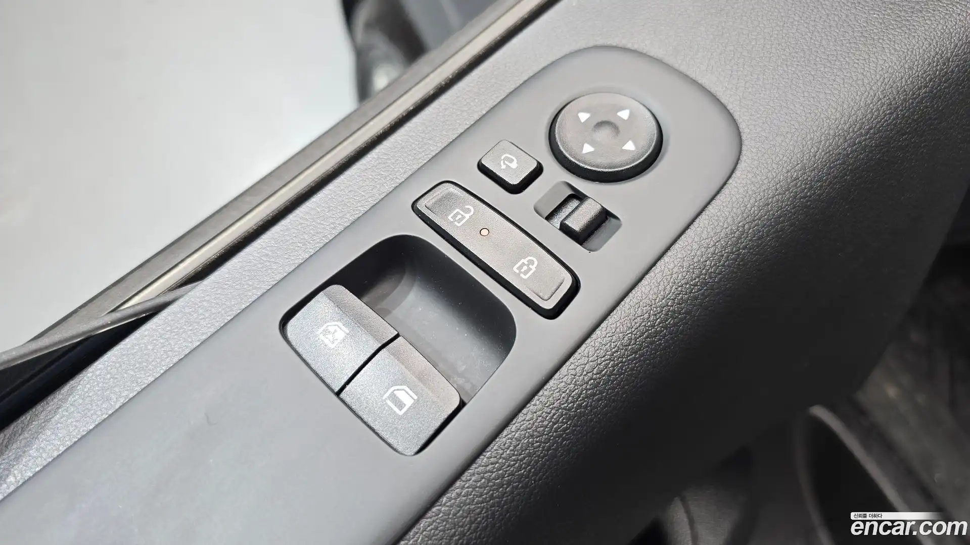 Staria Hyundai 2024.10-OPTION-018