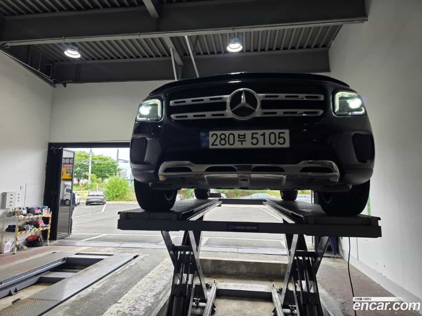 GLB-Class Mercedes-Benz 2020.10-OUTER-001