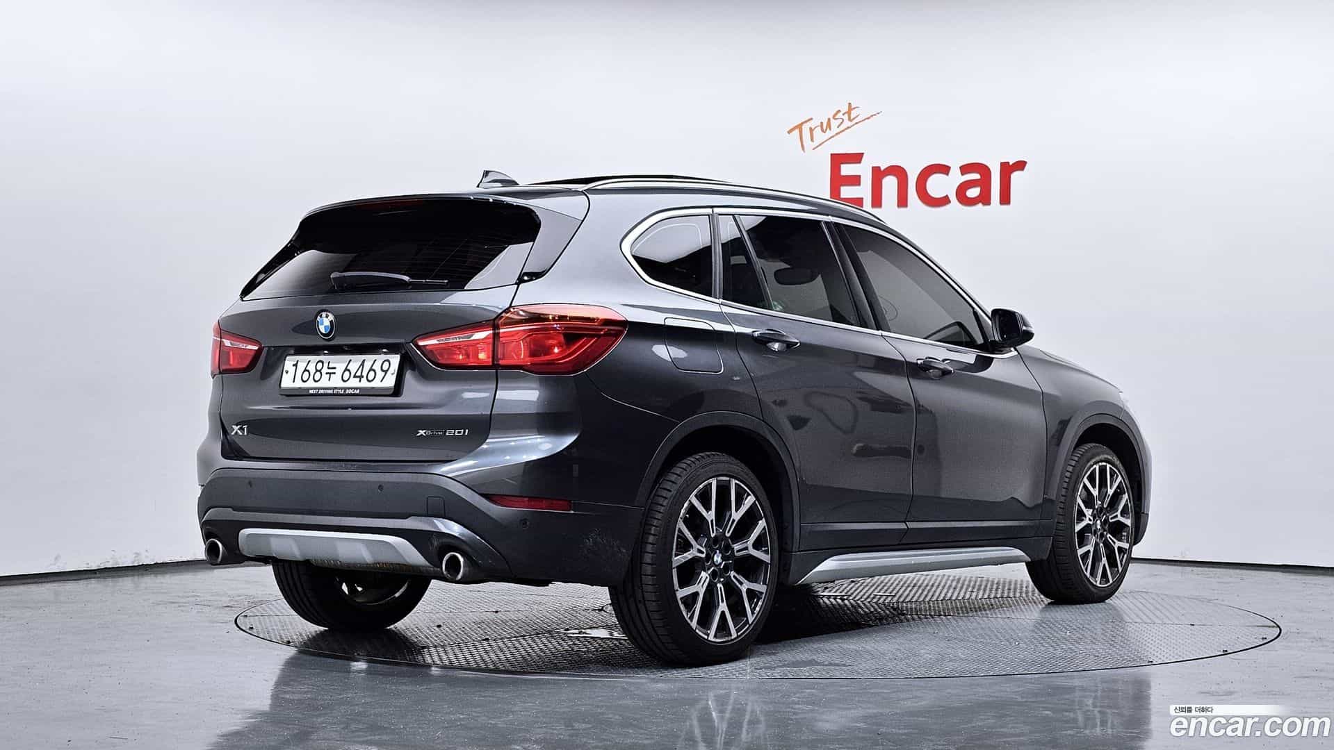 X1 BMW 2022.7-OUTER-002